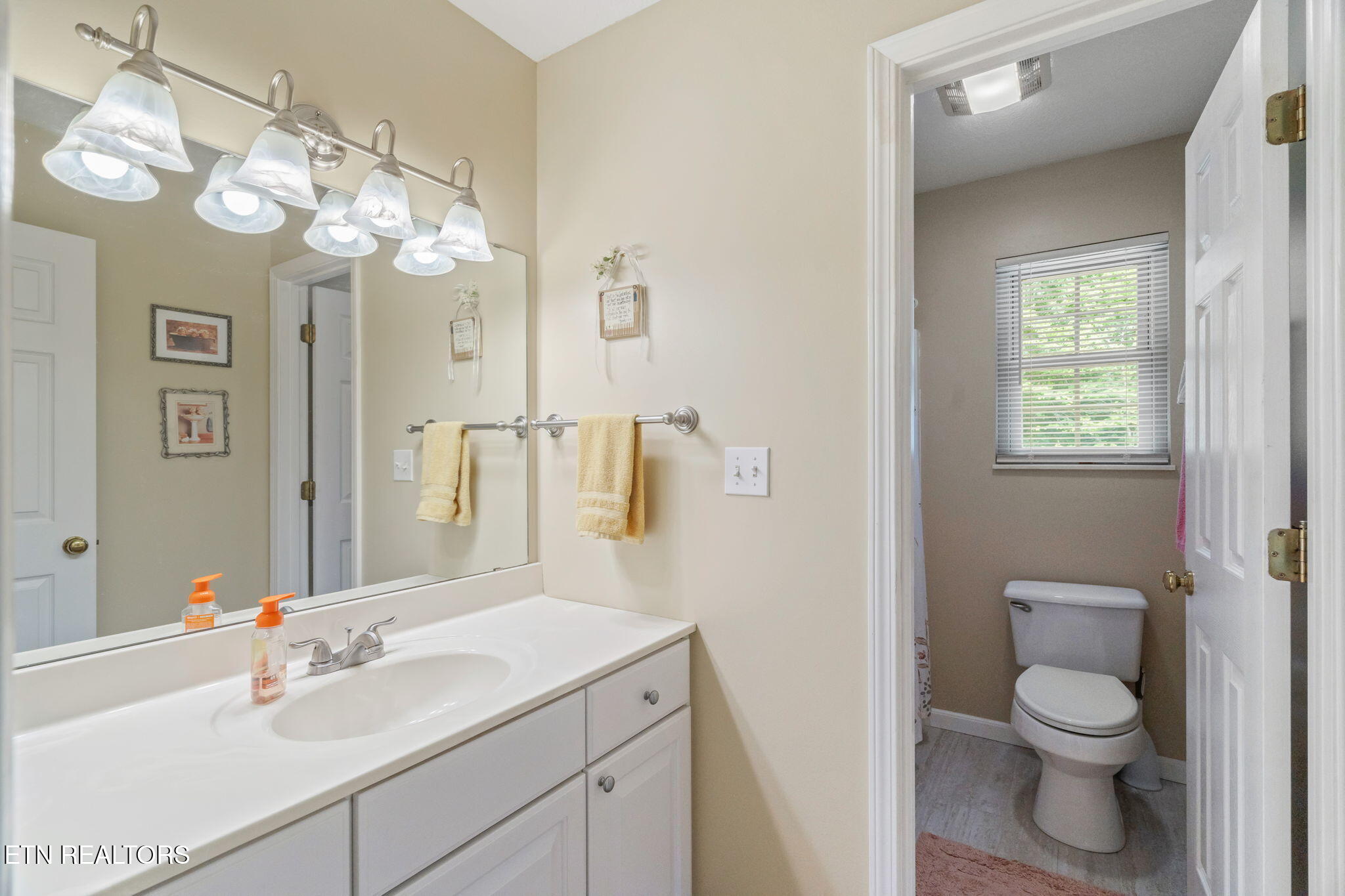 102 Nantucket Way Oak Ridge TN 37830