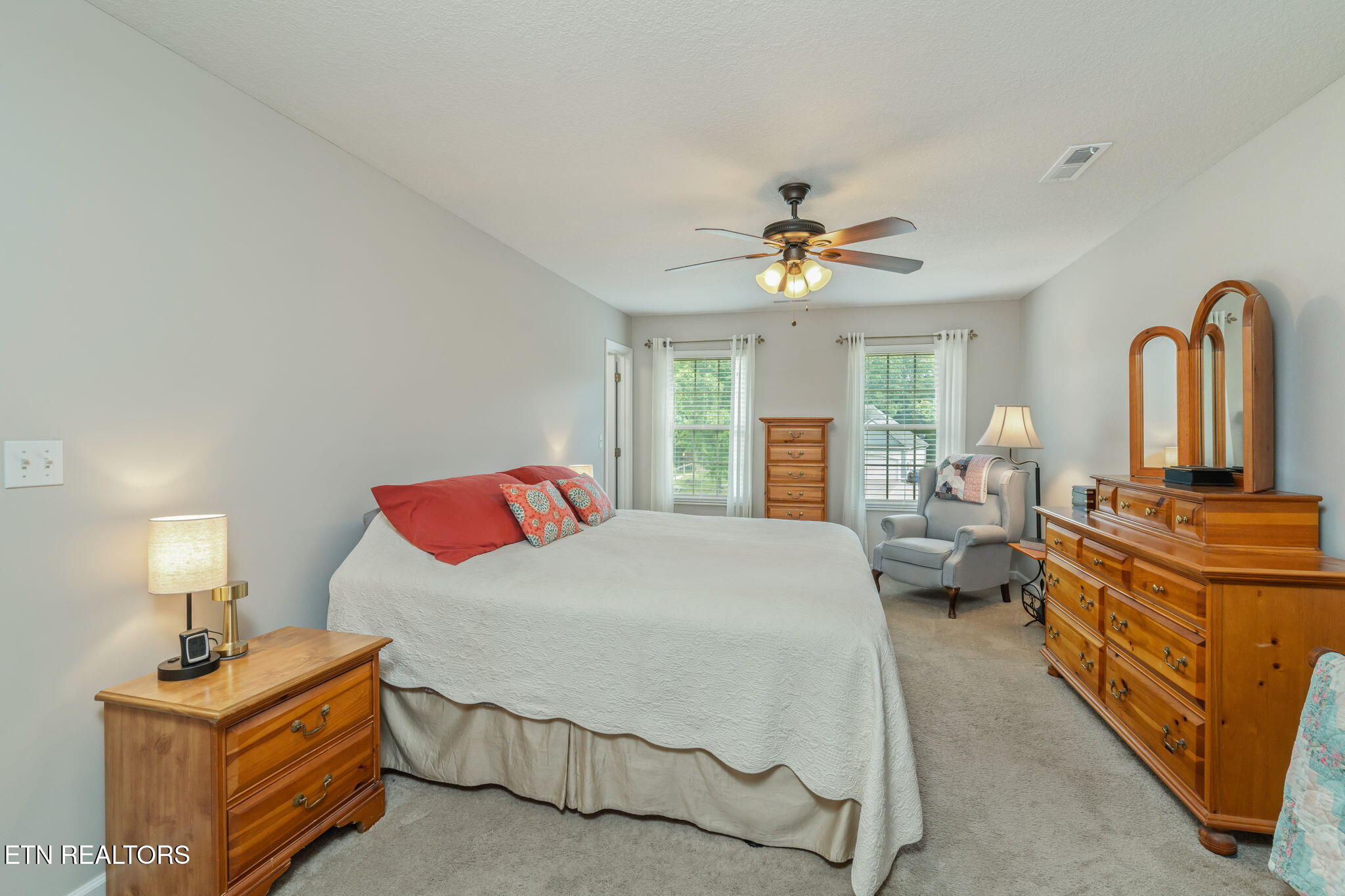 102 Nantucket Way Oak Ridge TN 37830