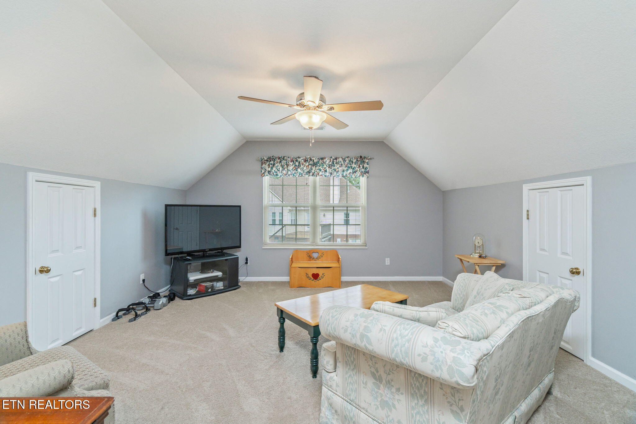 102 Nantucket Way Oak Ridge TN 37830