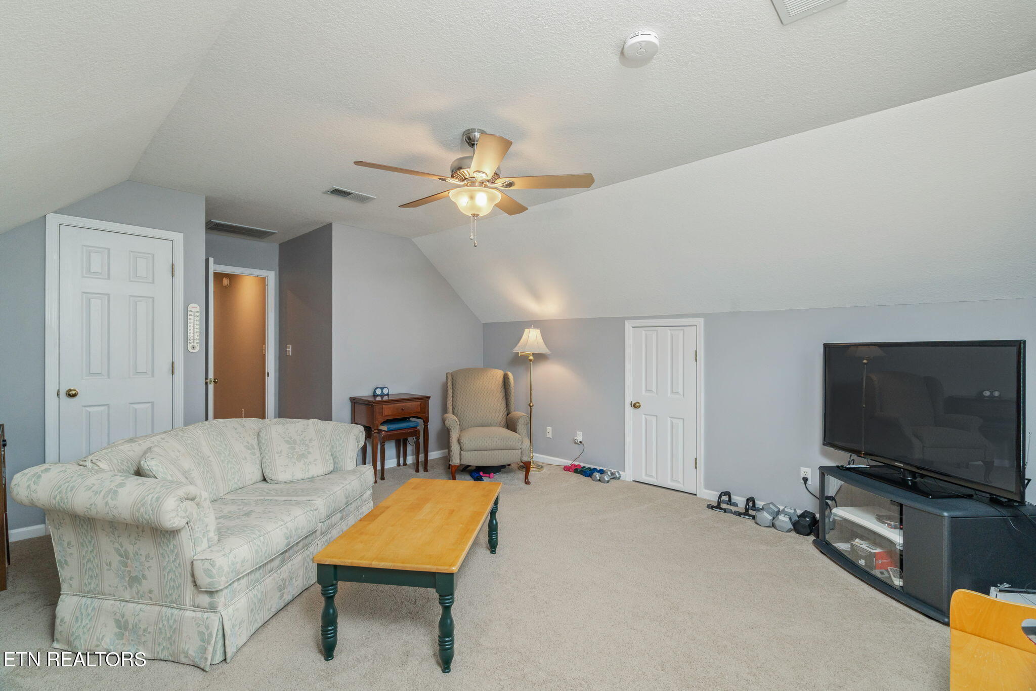 102 Nantucket Way Oak Ridge TN 37830