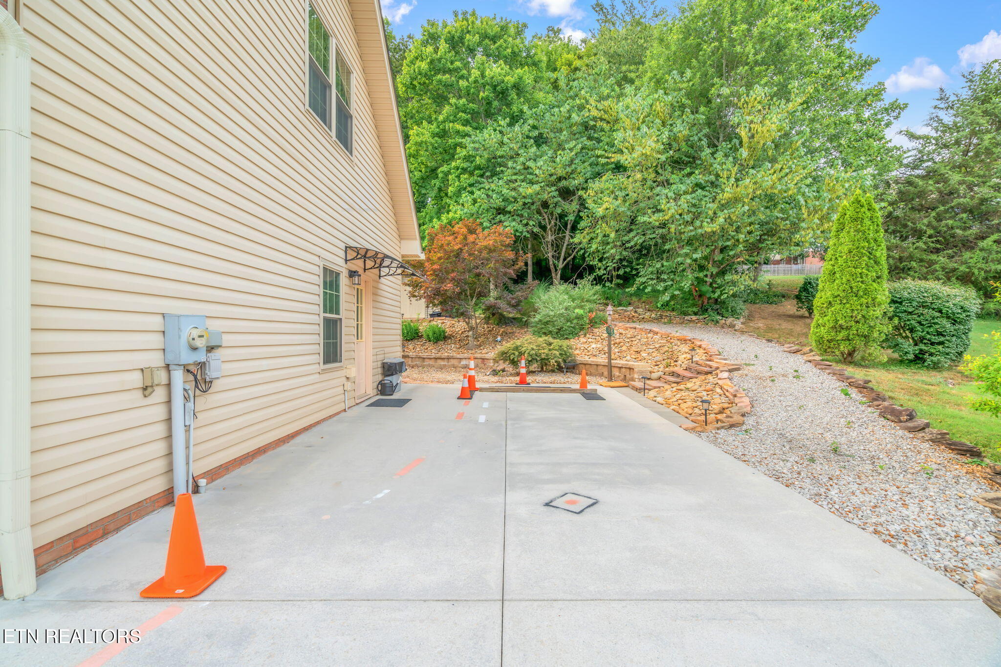 102 Nantucket Way Oak Ridge TN 37830
