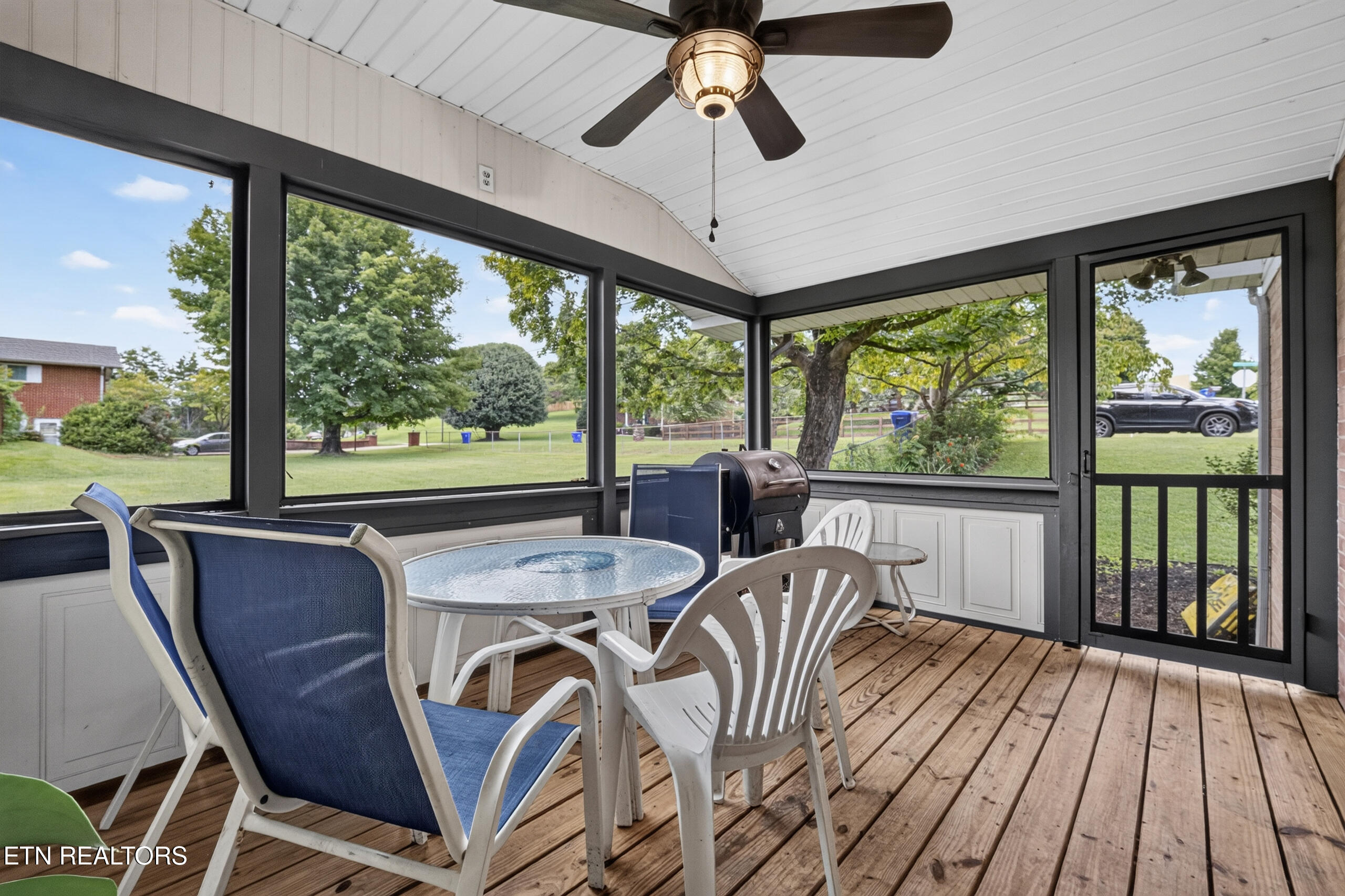140 Westwood Drive Clinton TN 37716