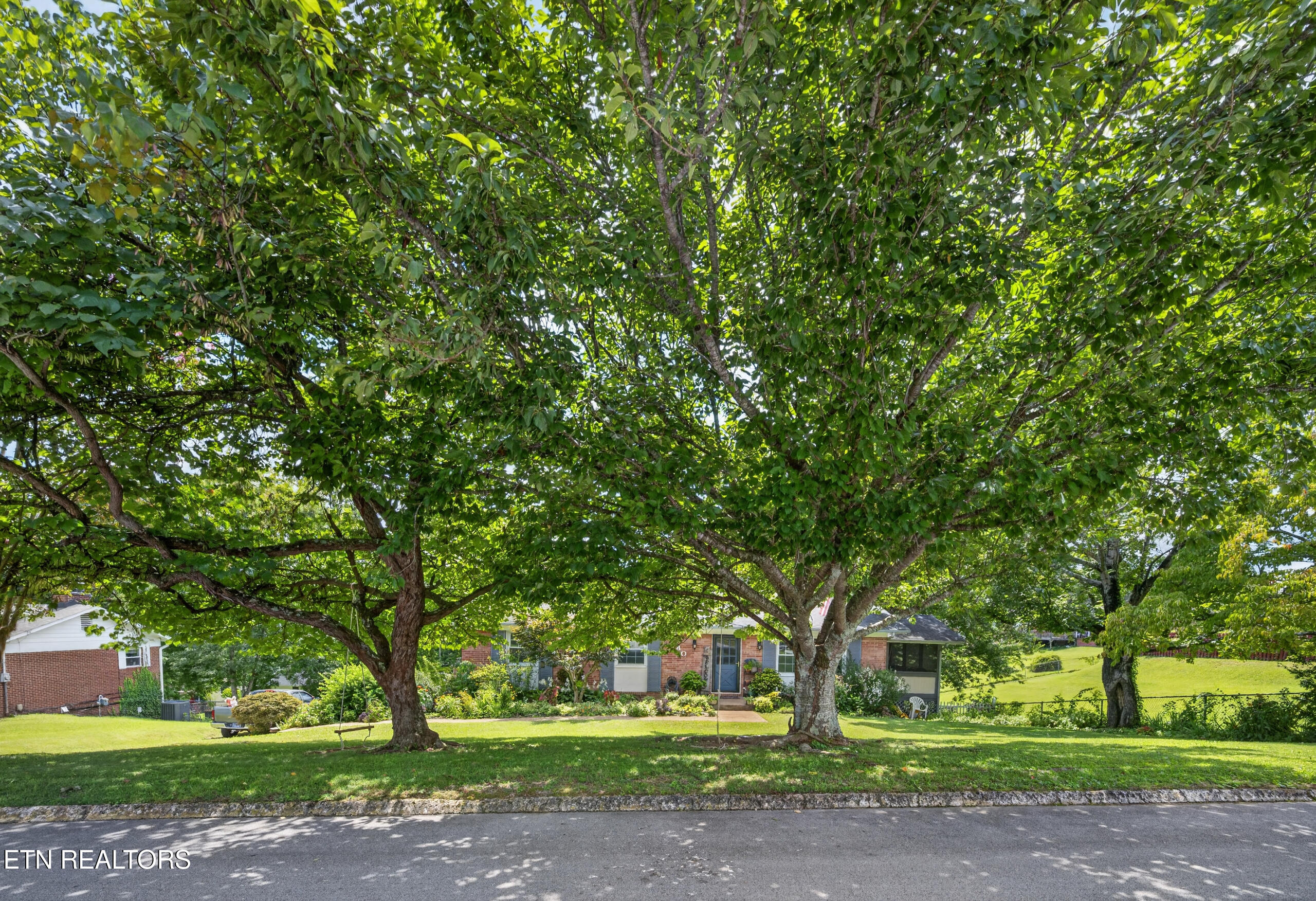 140 Westwood Drive Clinton TN 37716