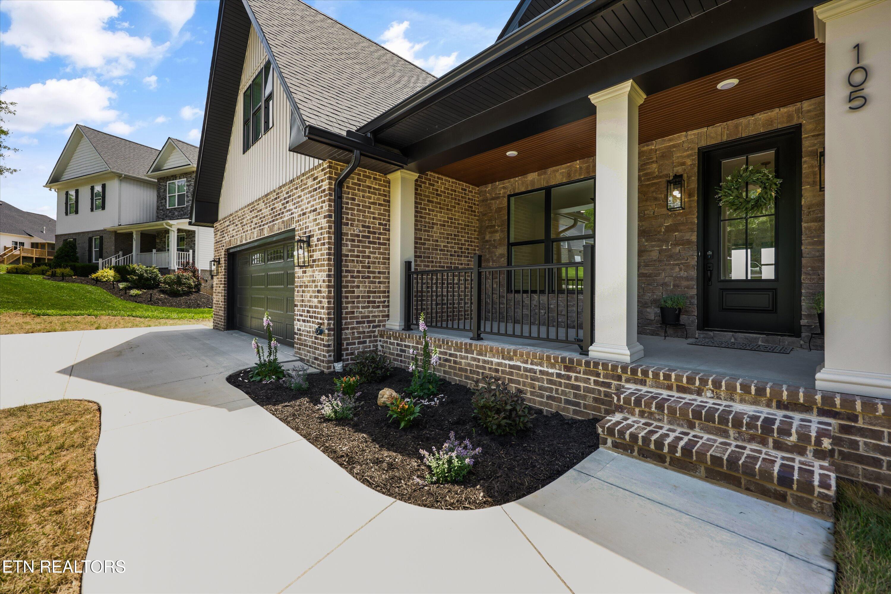 105 Mistletoeberry Road Oak Ridge TN 37830