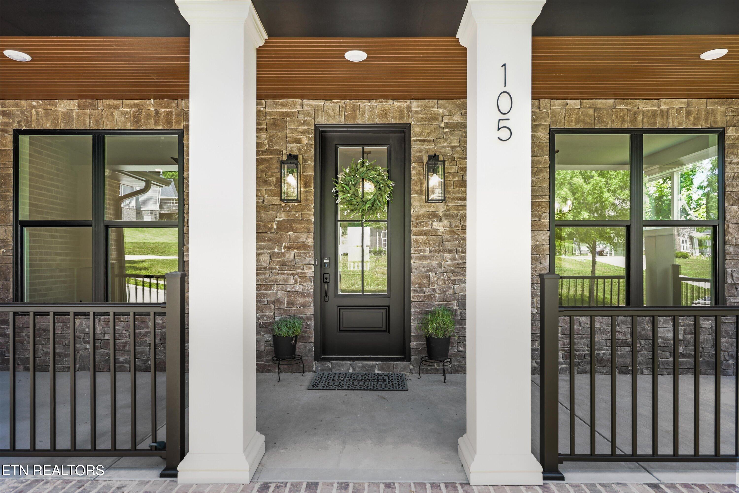 105 Mistletoeberry Road Oak Ridge TN 37830