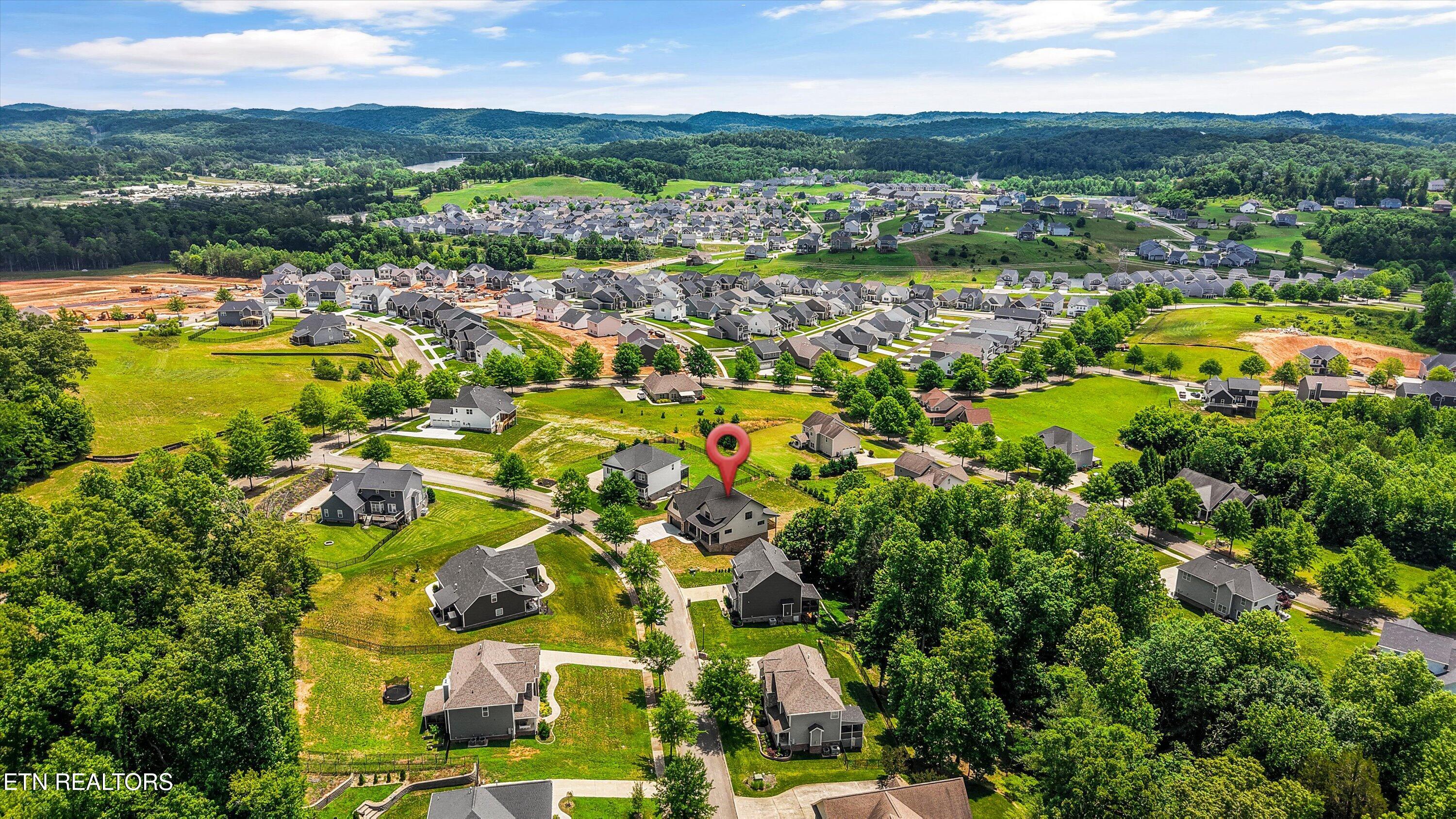105 Mistletoeberry Road Oak Ridge TN 37830