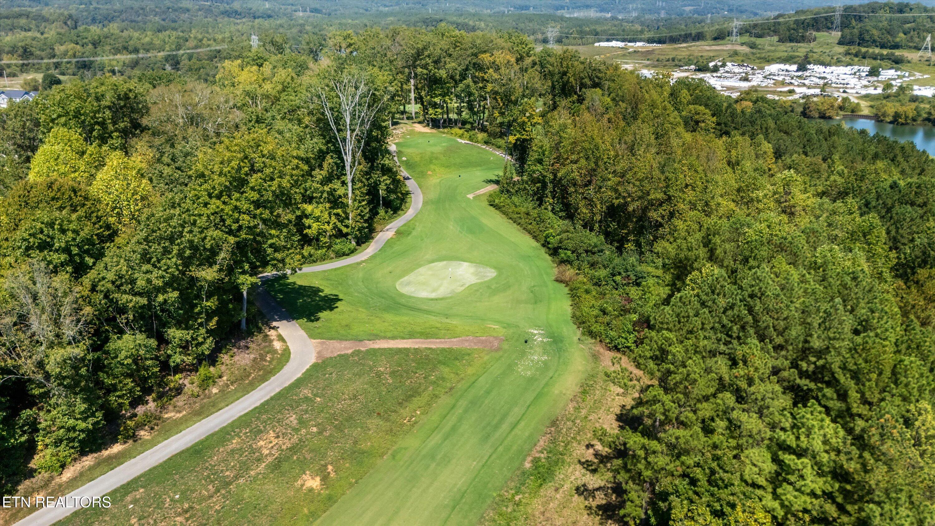 105 Mistletoeberry Road Oak Ridge TN 37830