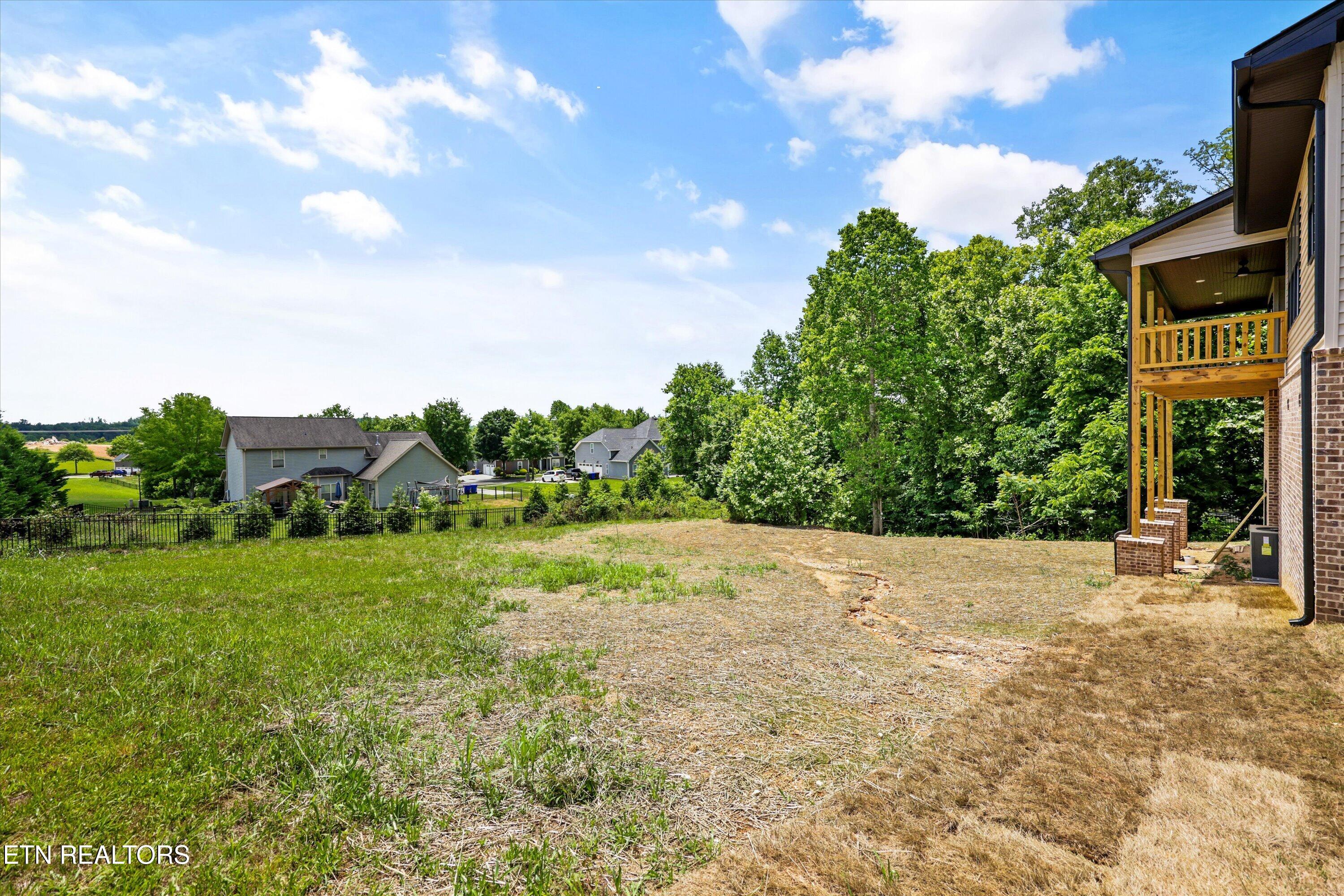 105 Mistletoeberry Road Oak Ridge TN 37830