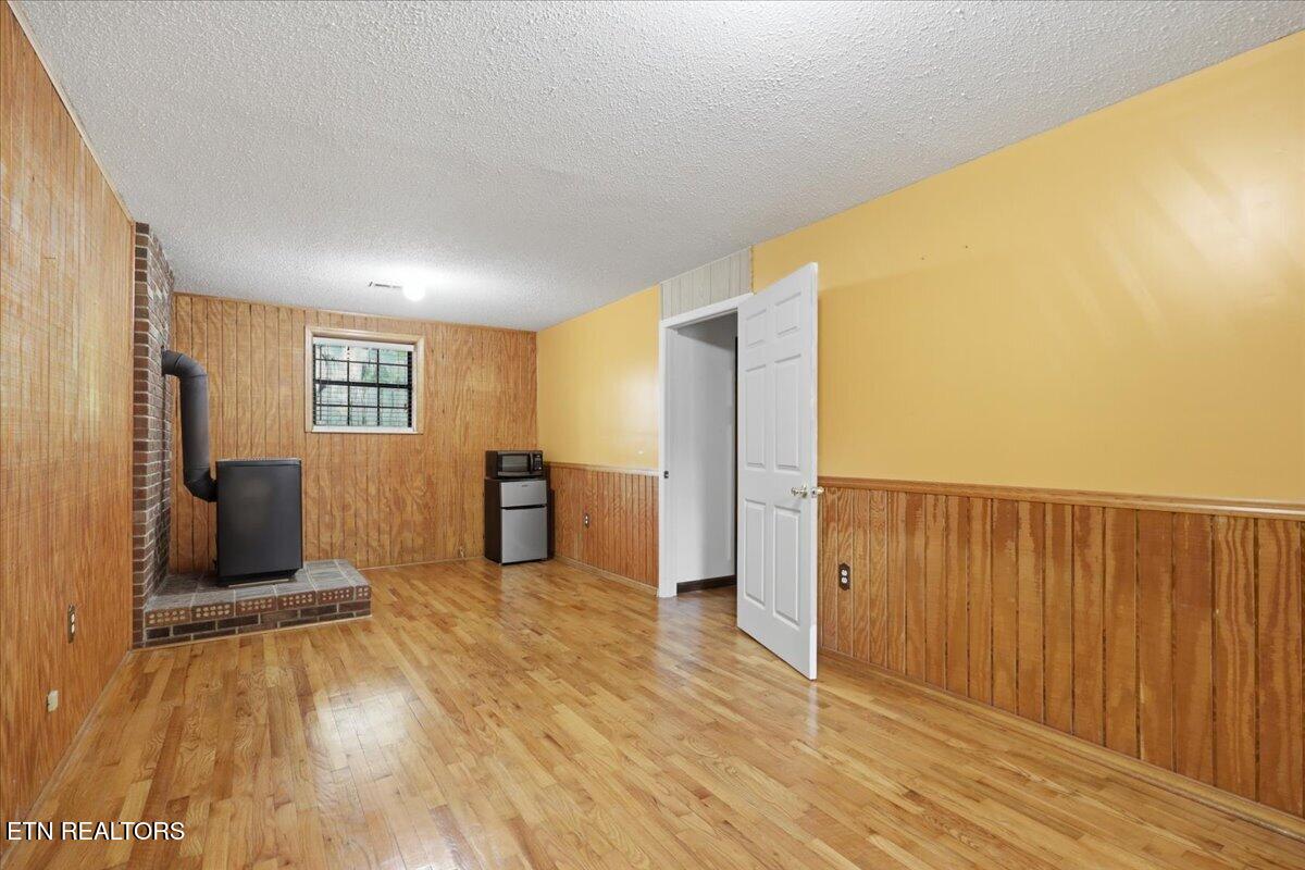 161 Hilltop Lane Norris TN 37828