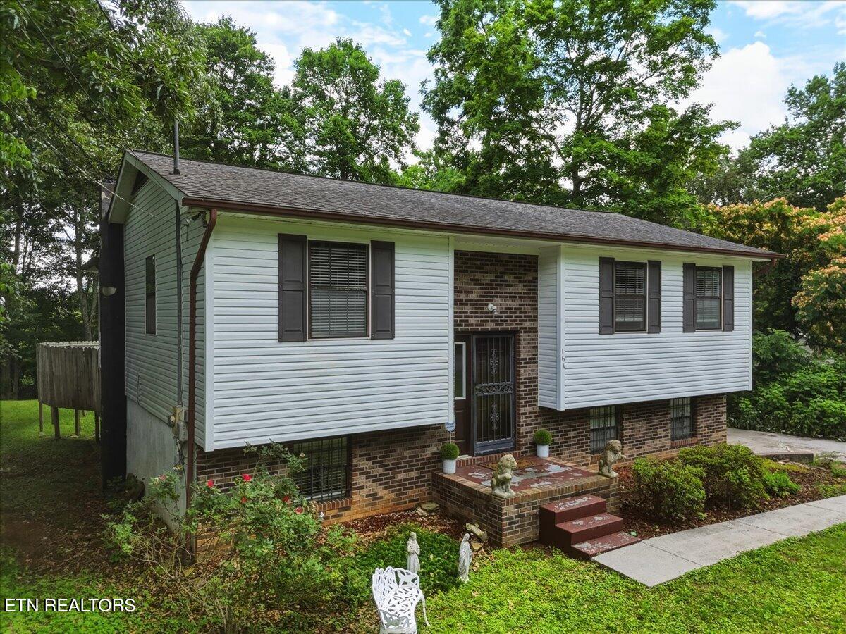 161 Hilltop Lane Norris TN 37828
