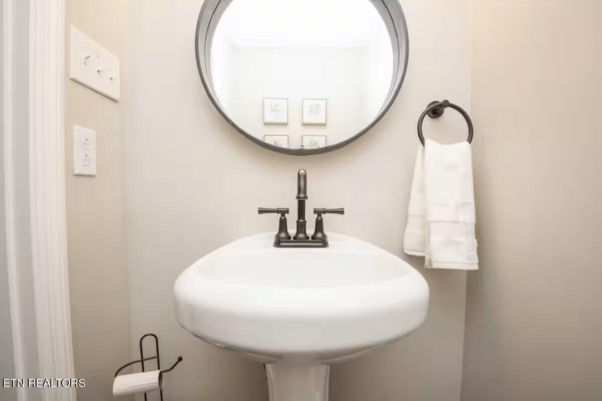 1716 Capistrano Drive Knoxville TN 37922