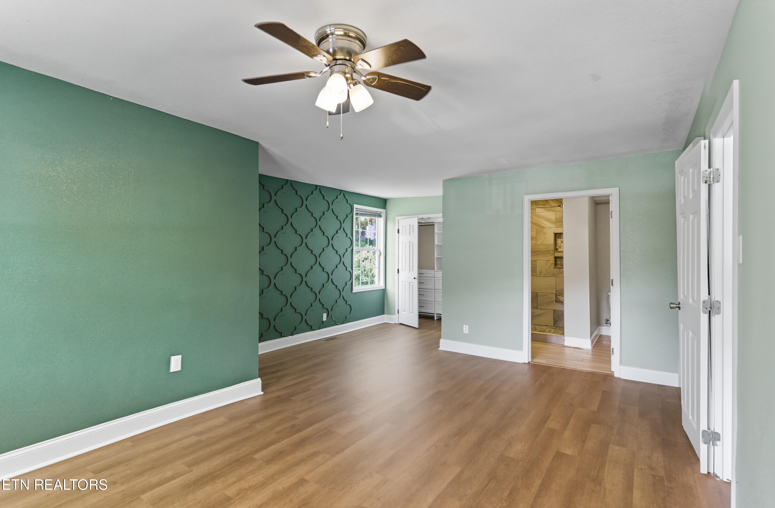 402 Byrd Avenue Harriman TN 37748