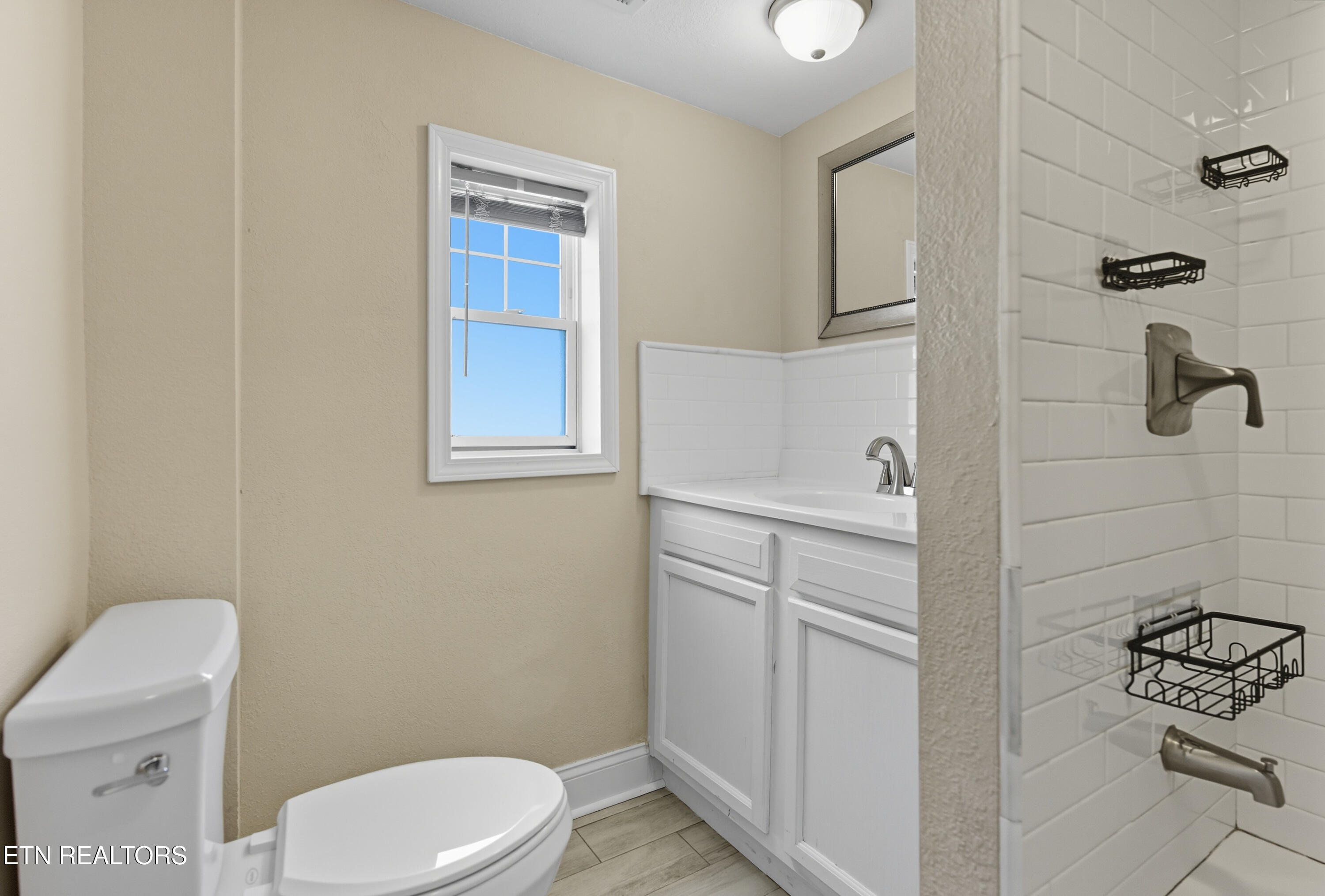 402 Byrd Avenue Harriman TN 37748