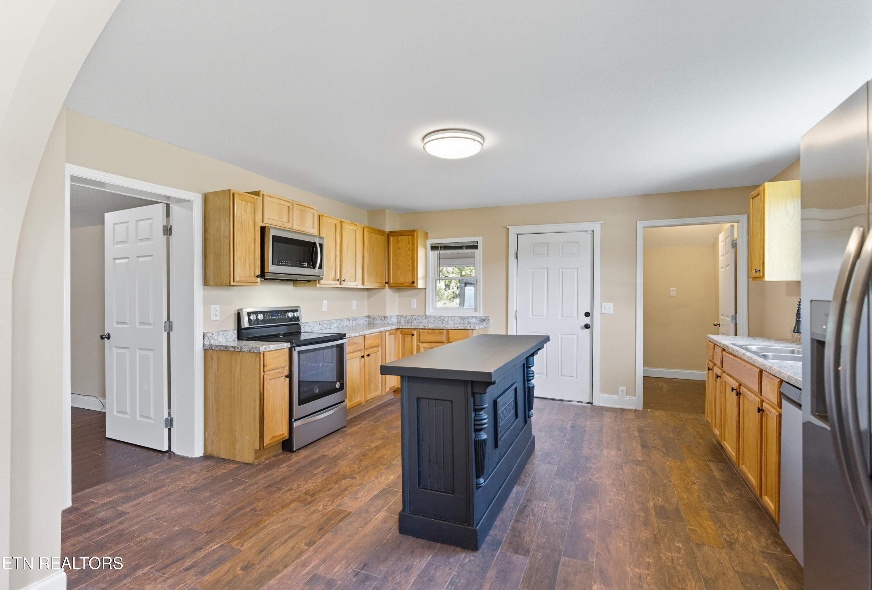 402 Byrd Avenue Harriman TN 37748