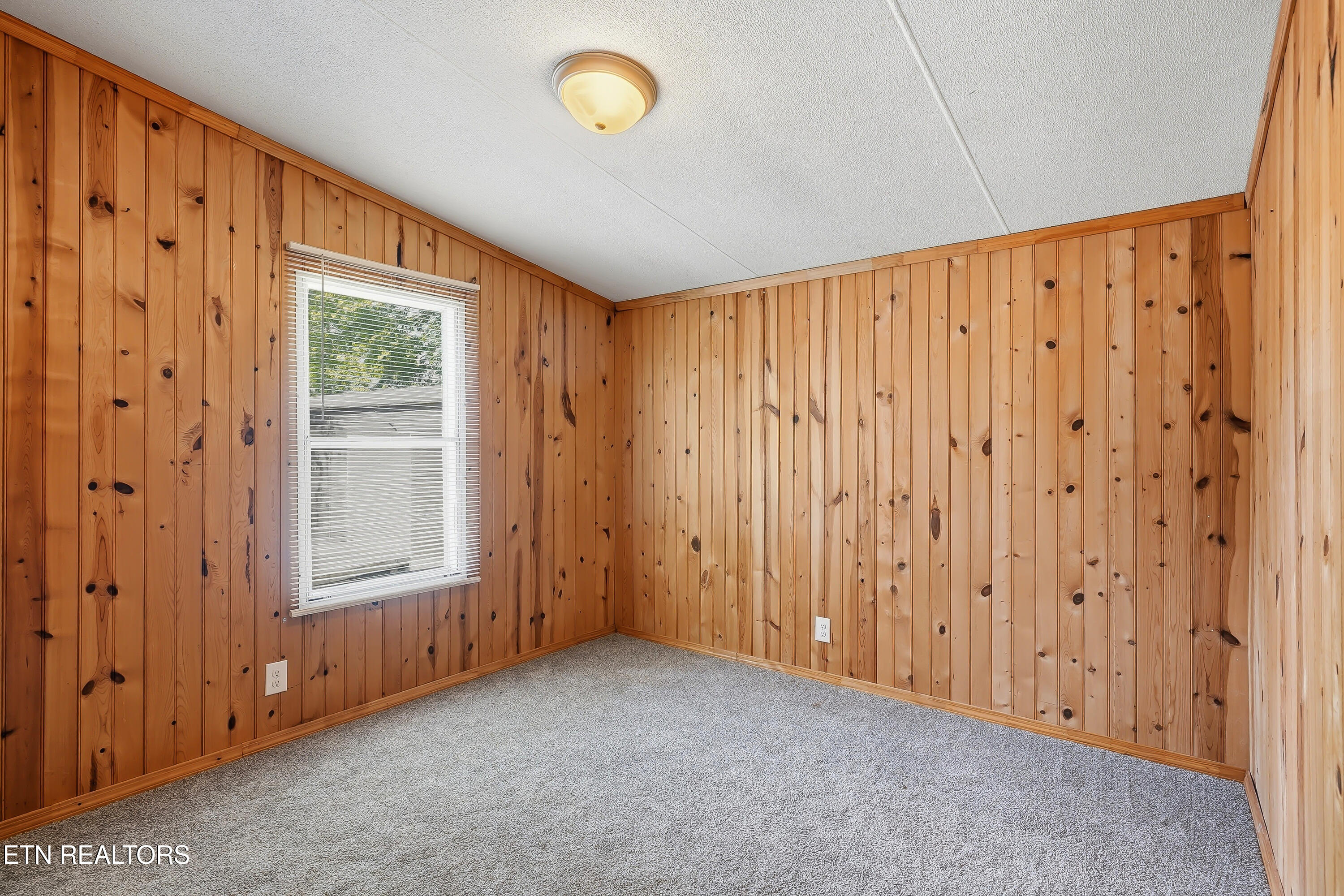 152 Woodlawn Drive Jamestown TN 38556