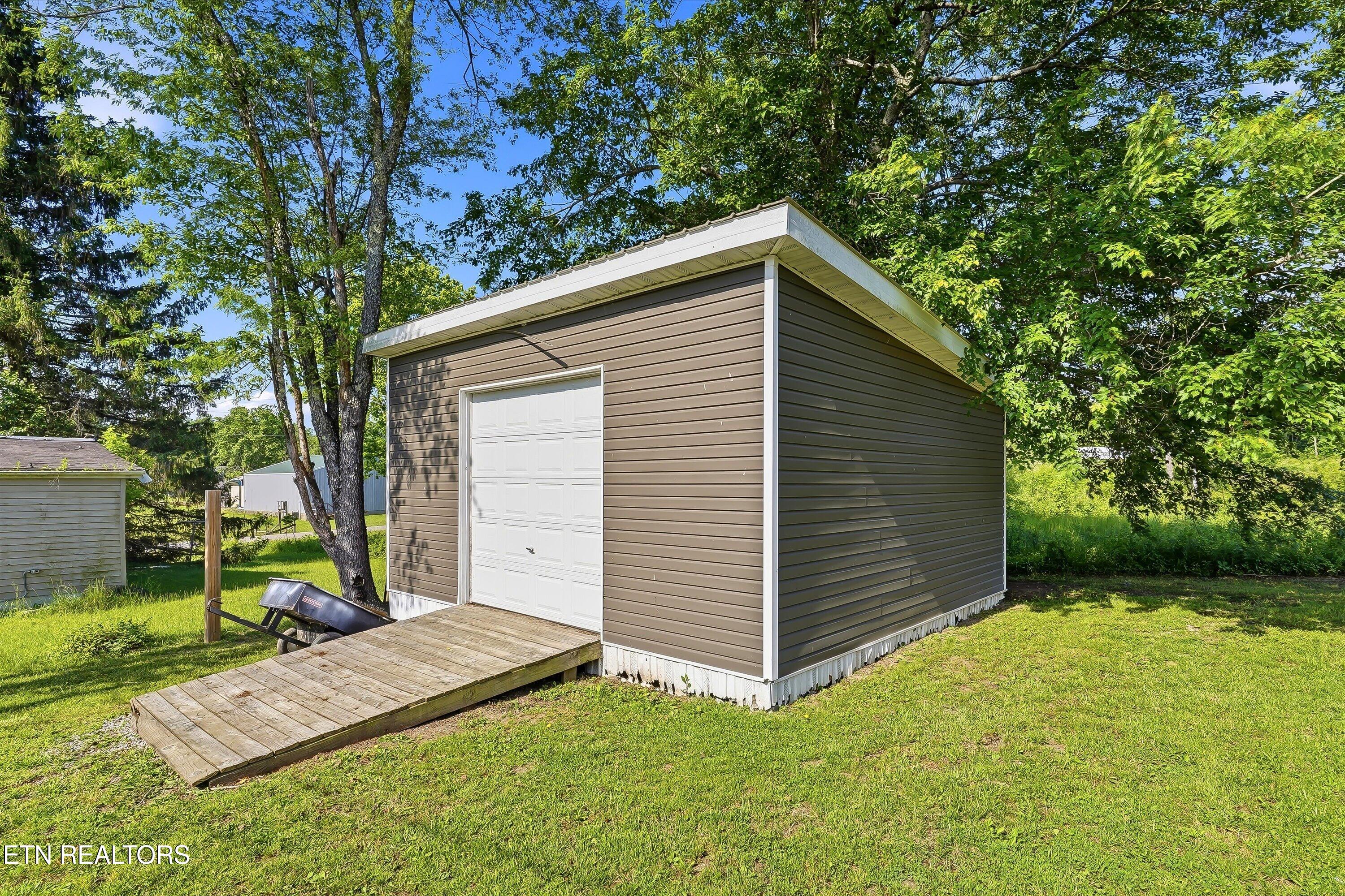 152 Woodlawn Drive Jamestown TN 38556