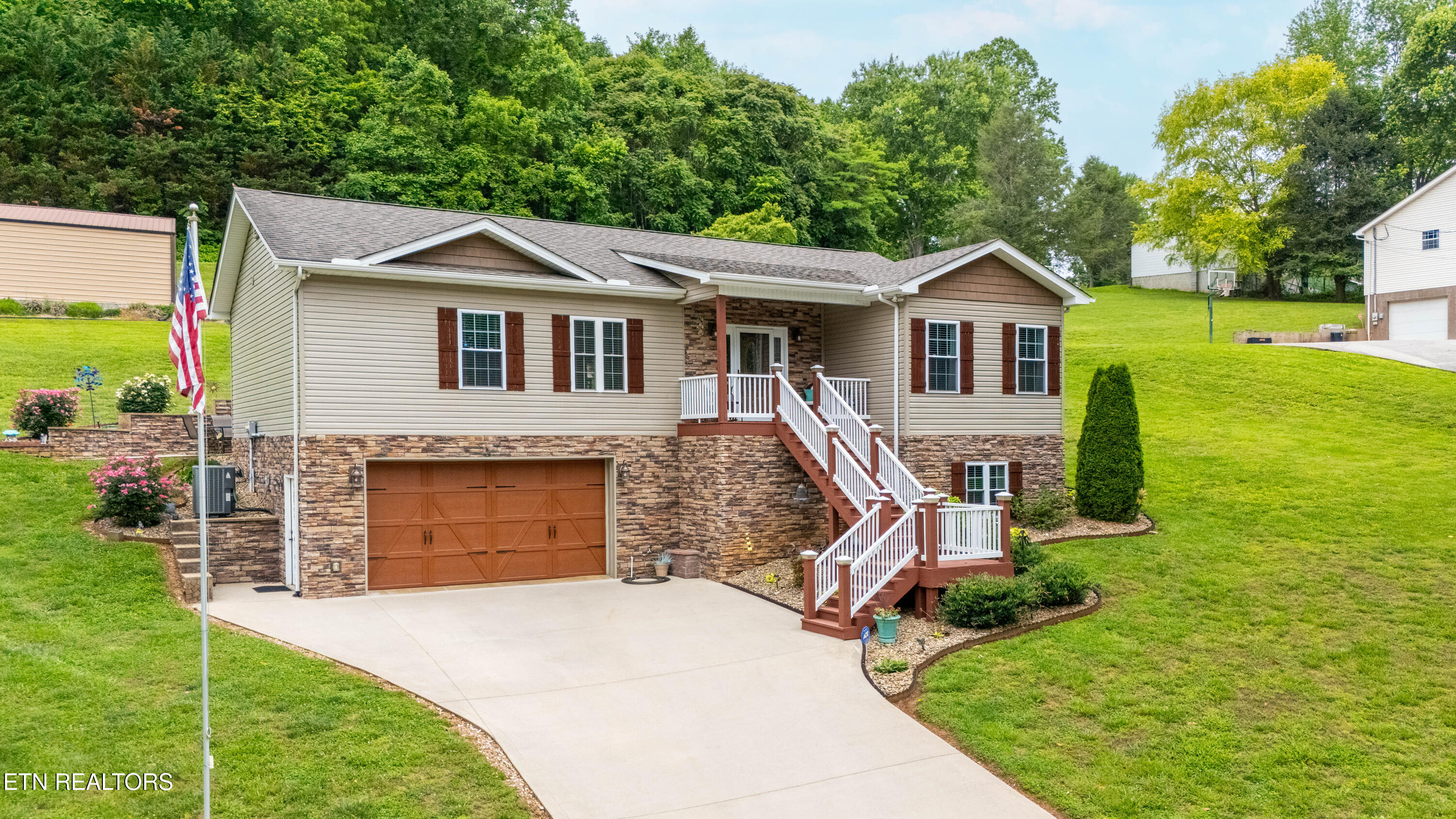 180 Owens Drive Rocky Top TN 37769