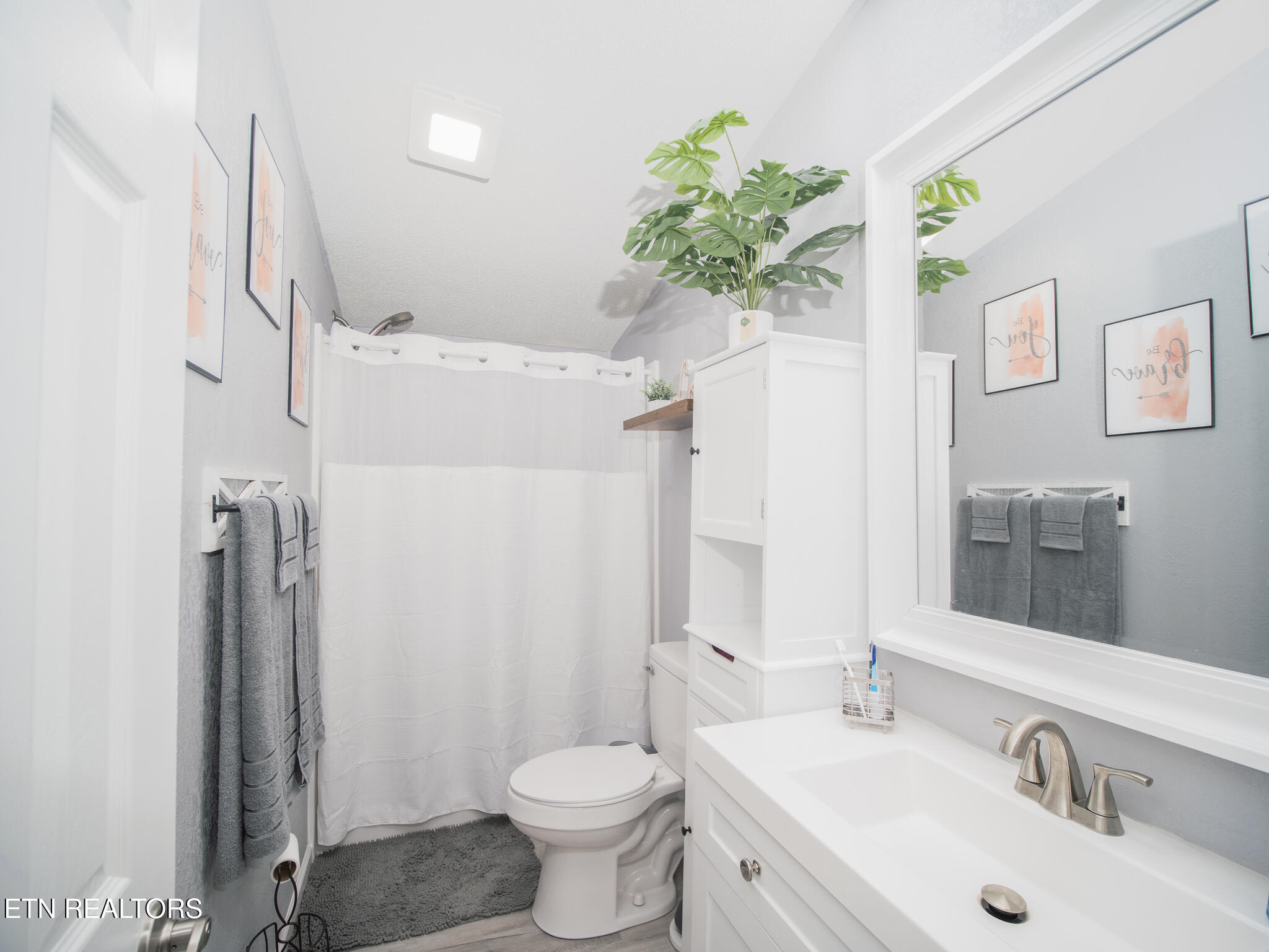 167 Cheynne Lane Powell TN 37849