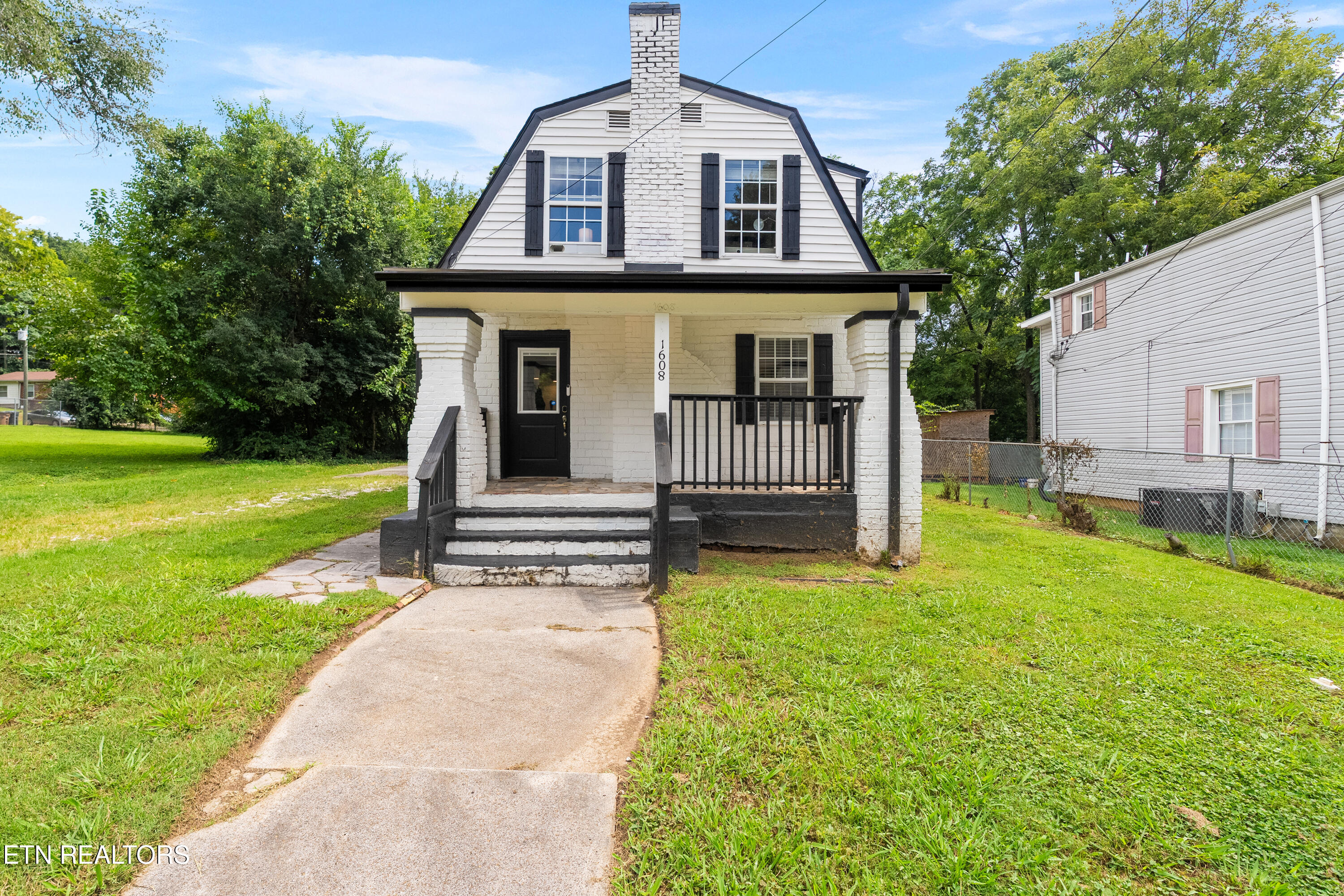 1608 Wilder Place Knoxville TN 37915