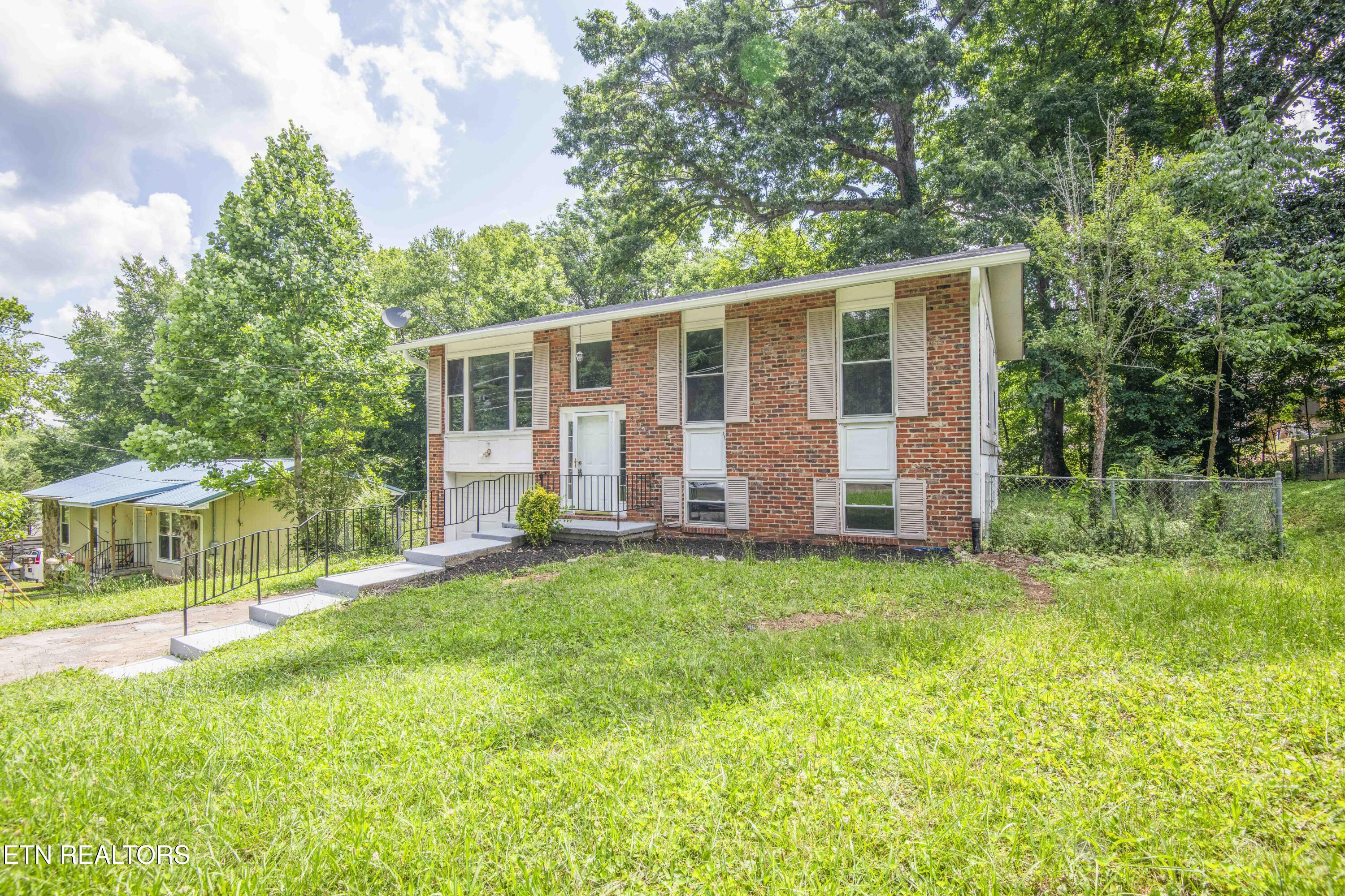 6516 Ellesmere Drive Knoxville TN 37921