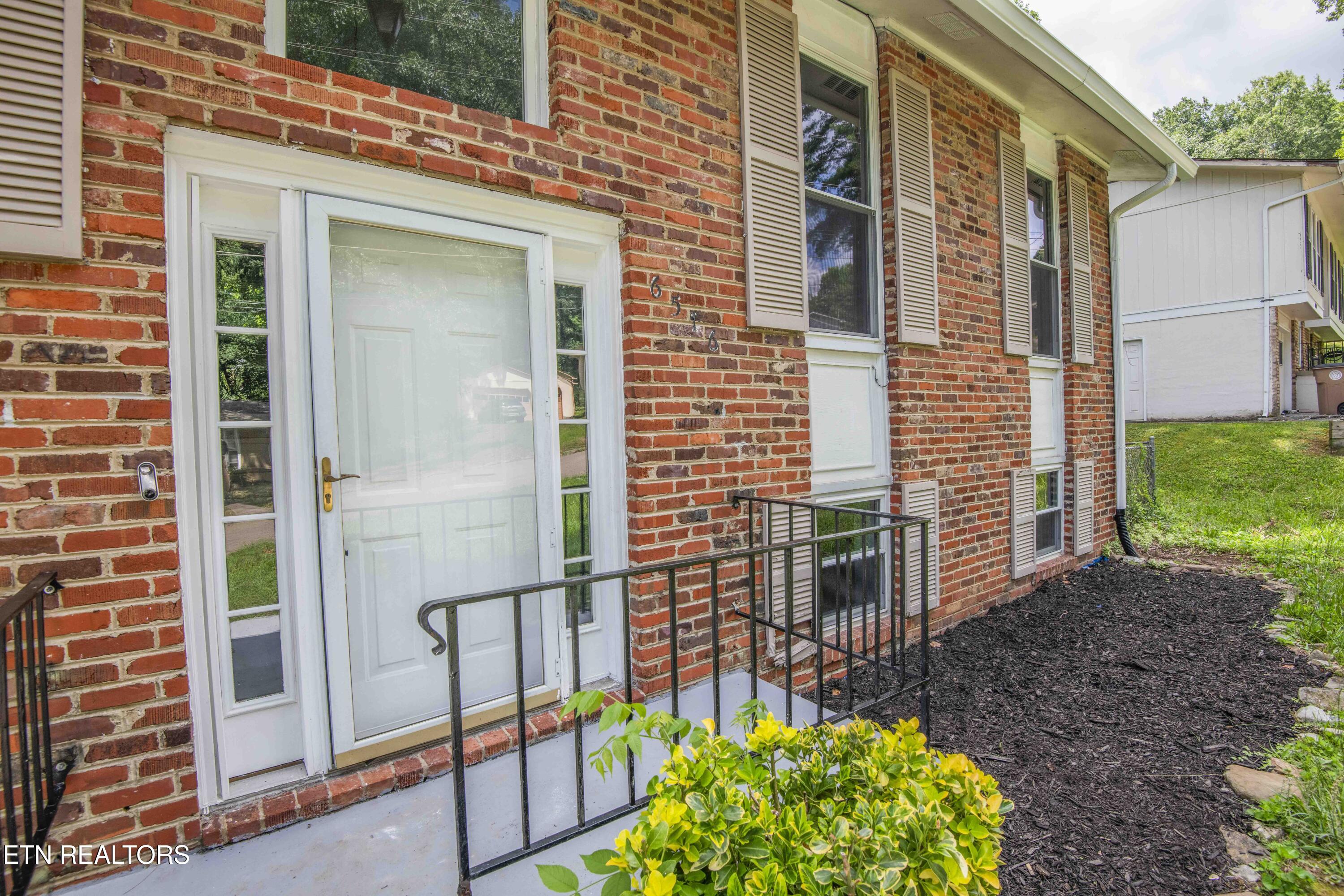6516 Ellesmere Drive Knoxville TN 37921