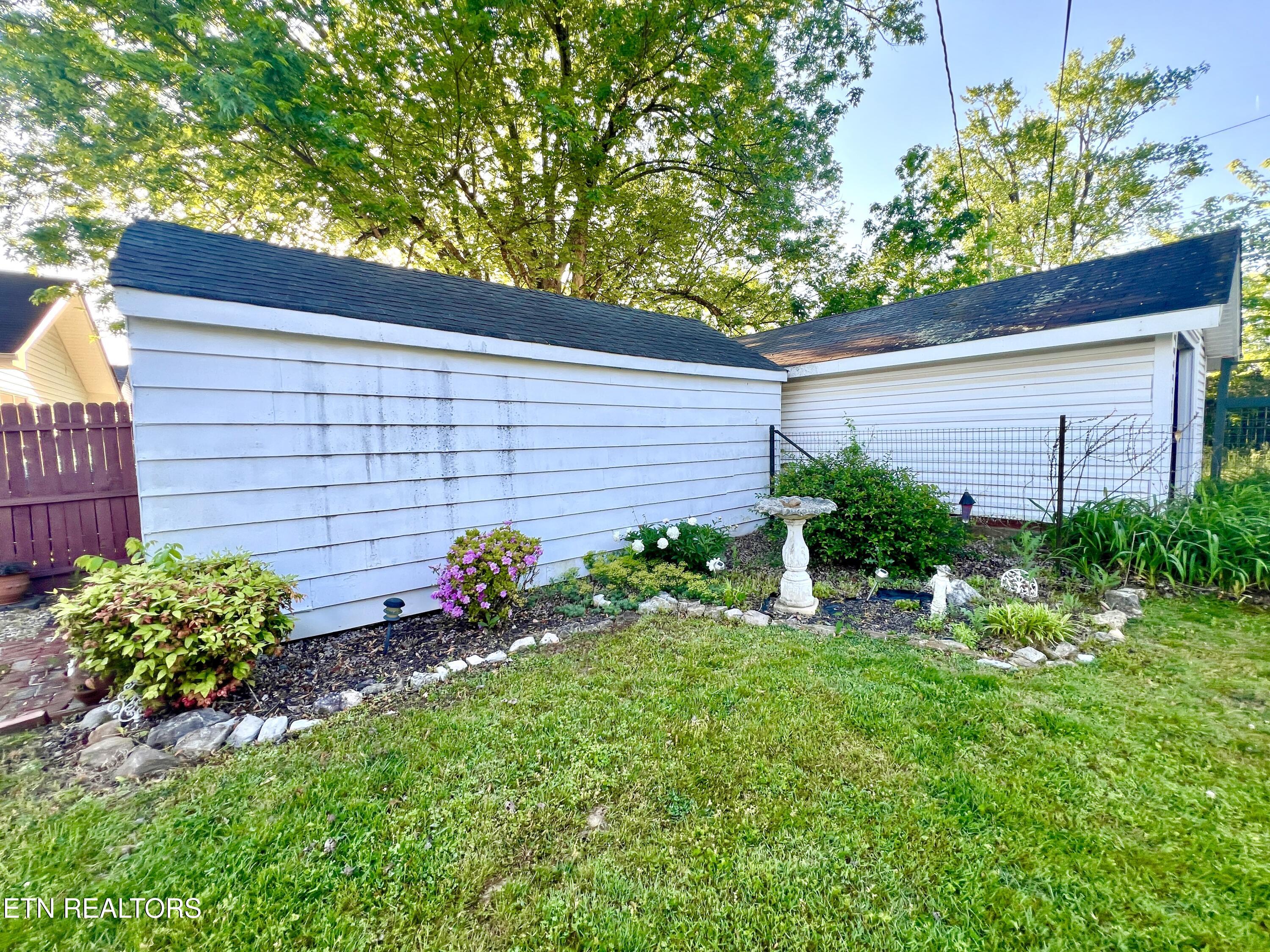 806 Radford Place Knoxville TN 37917