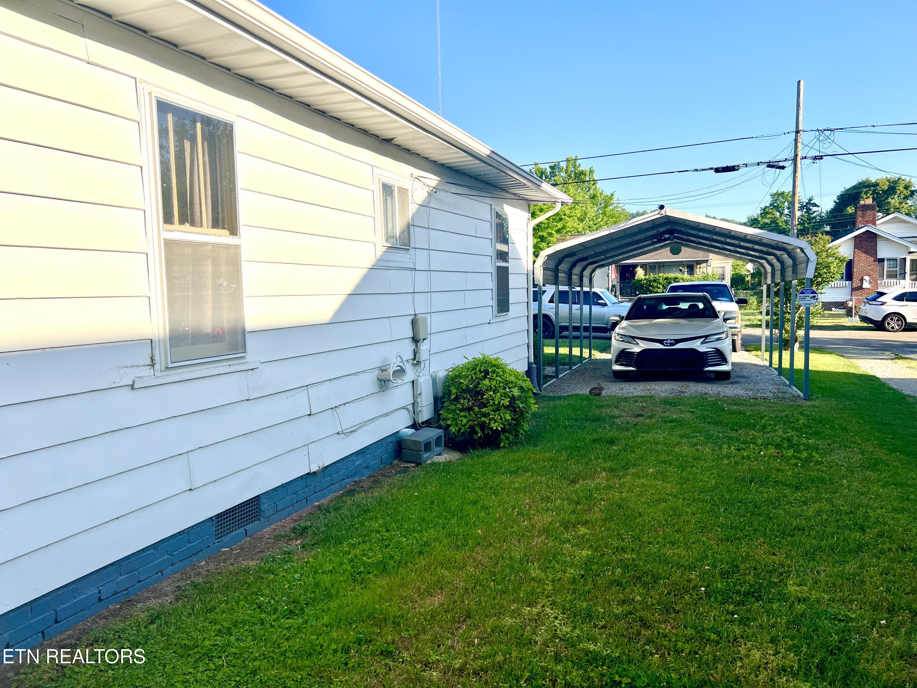 806 Radford Place Knoxville TN 37917