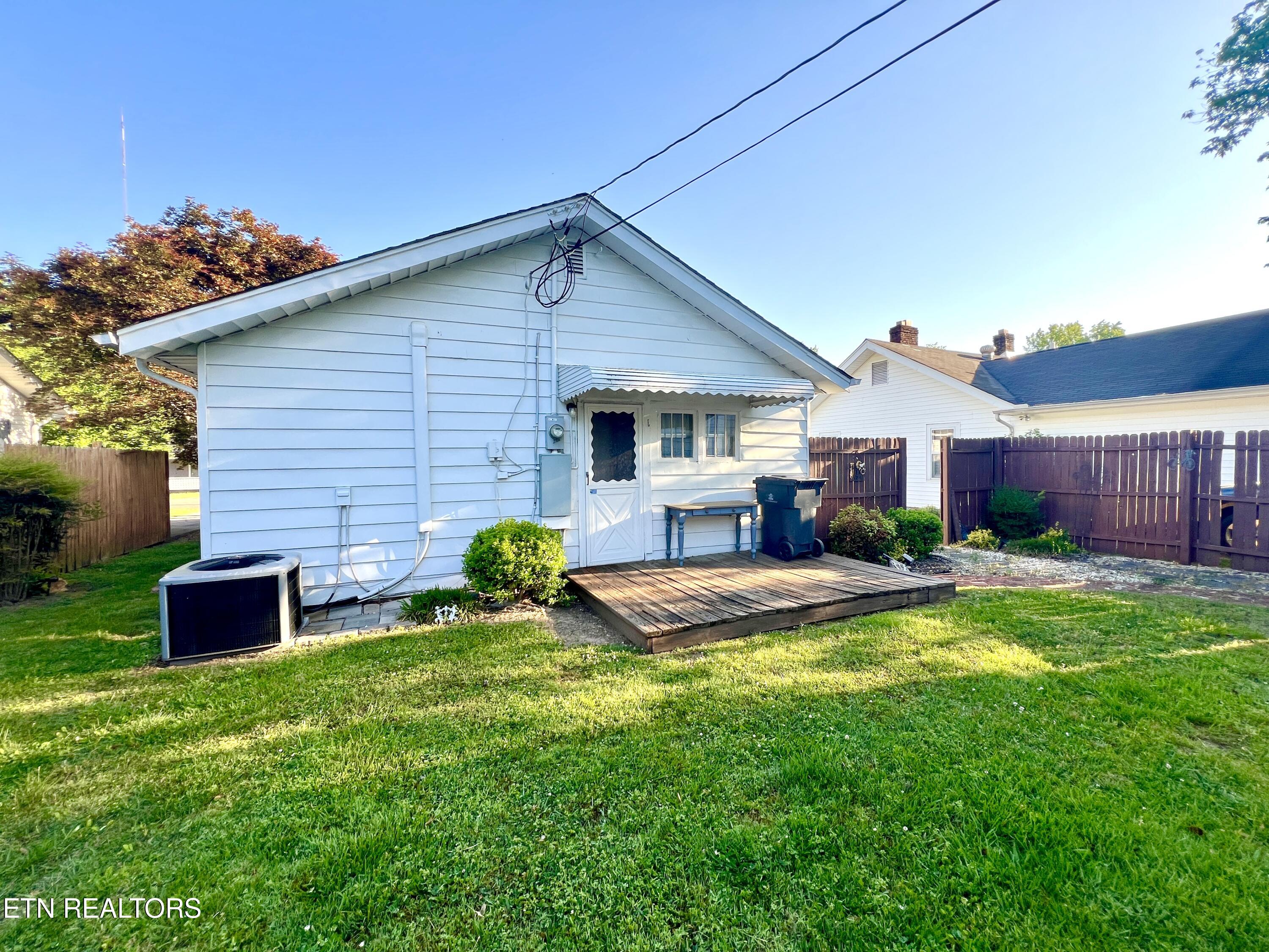 806 Radford Place Knoxville TN 37917