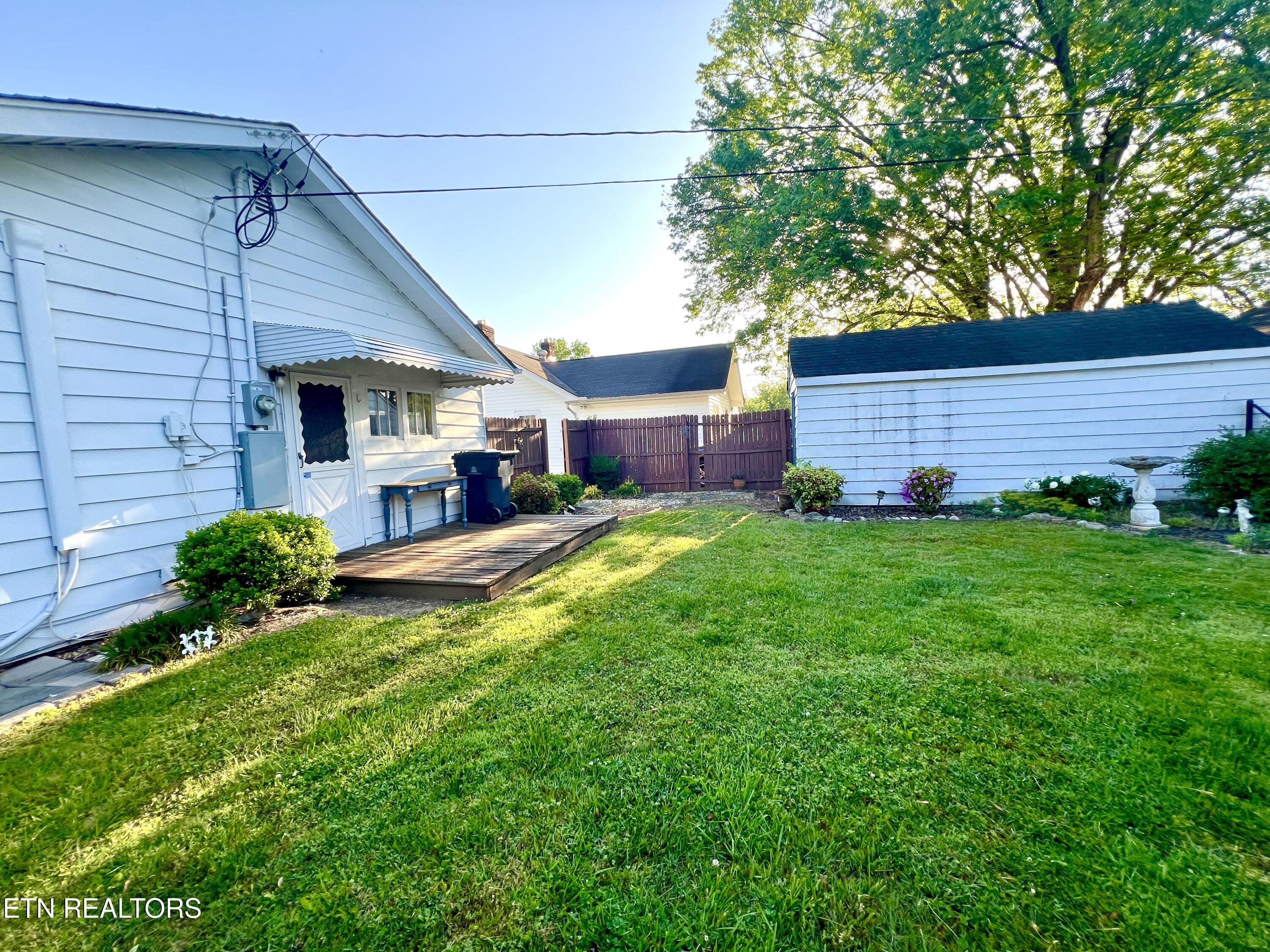 806 Radford Place Knoxville TN 37917