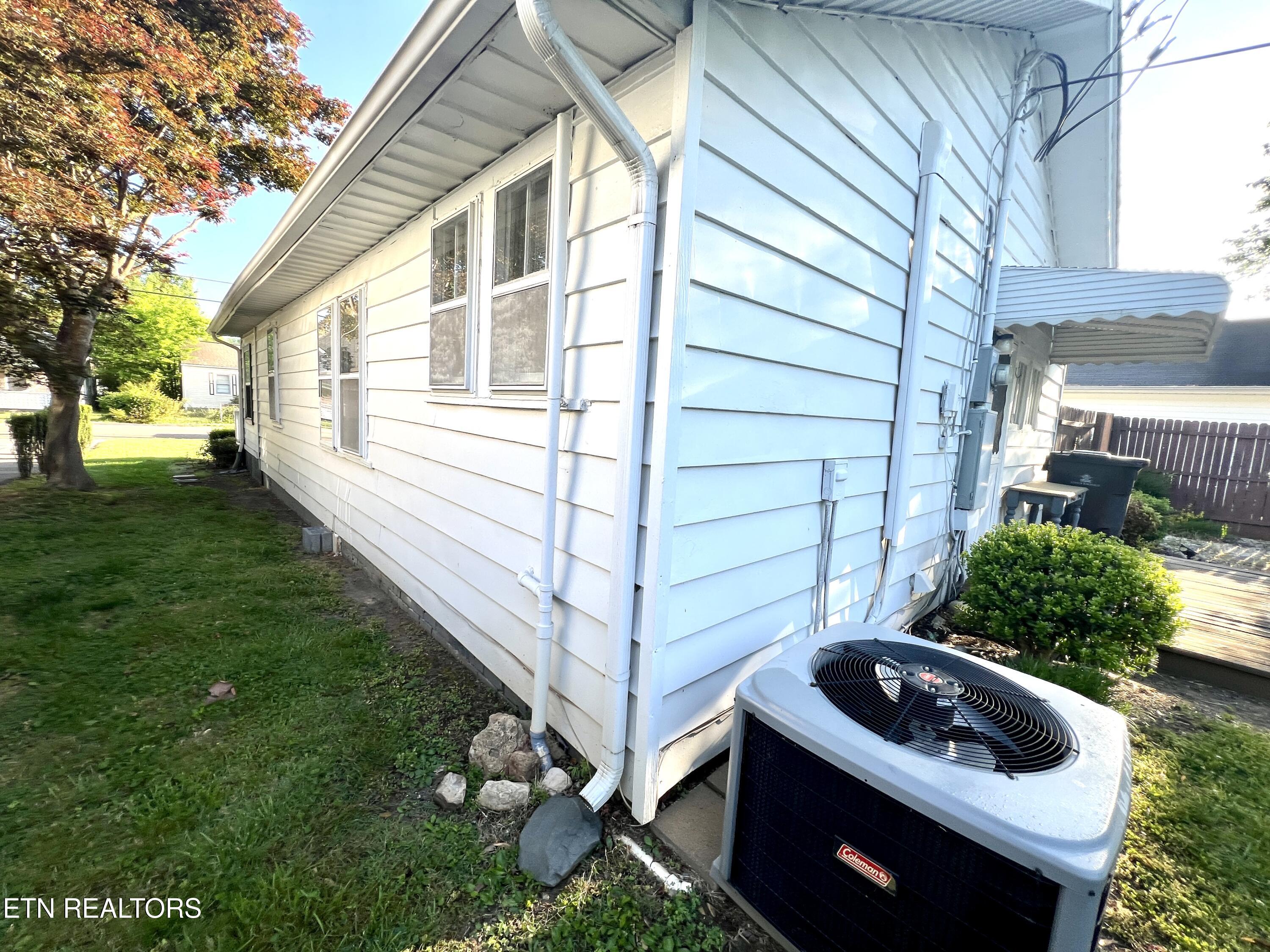 806 Radford Place Knoxville TN 37917