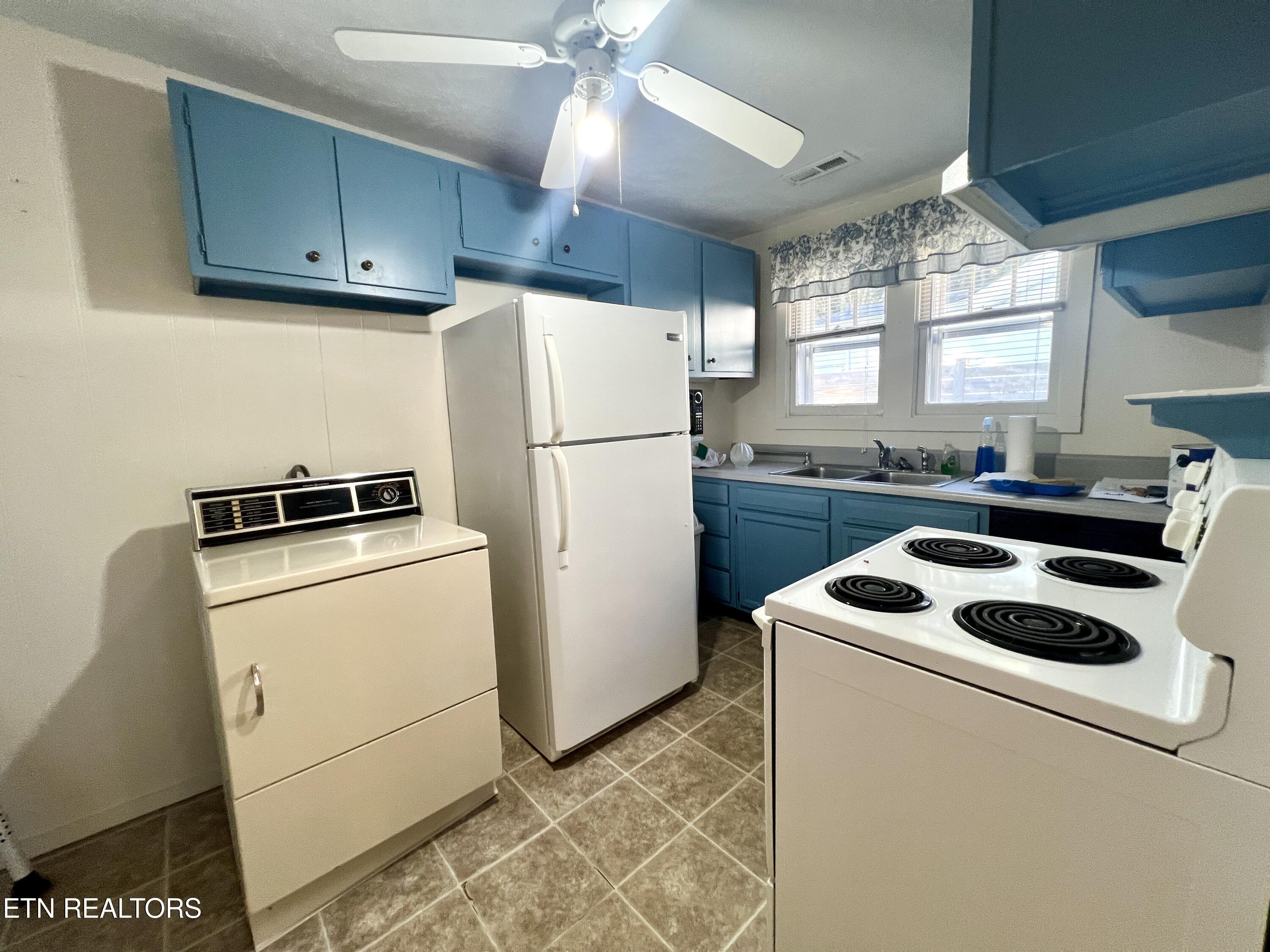 806 Radford Place Knoxville TN 37917