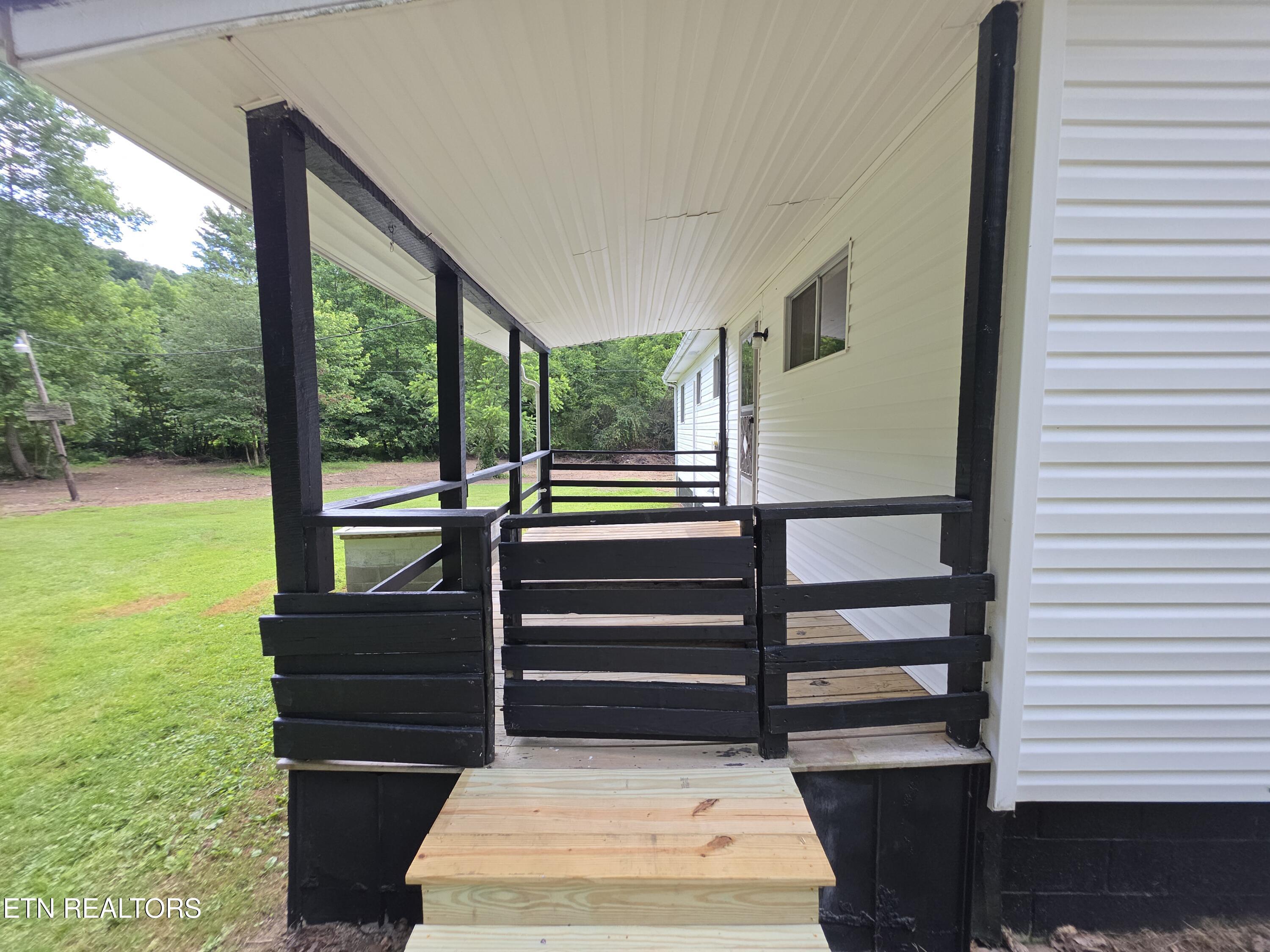 125 Willoughby Lane Robbins TN 37852