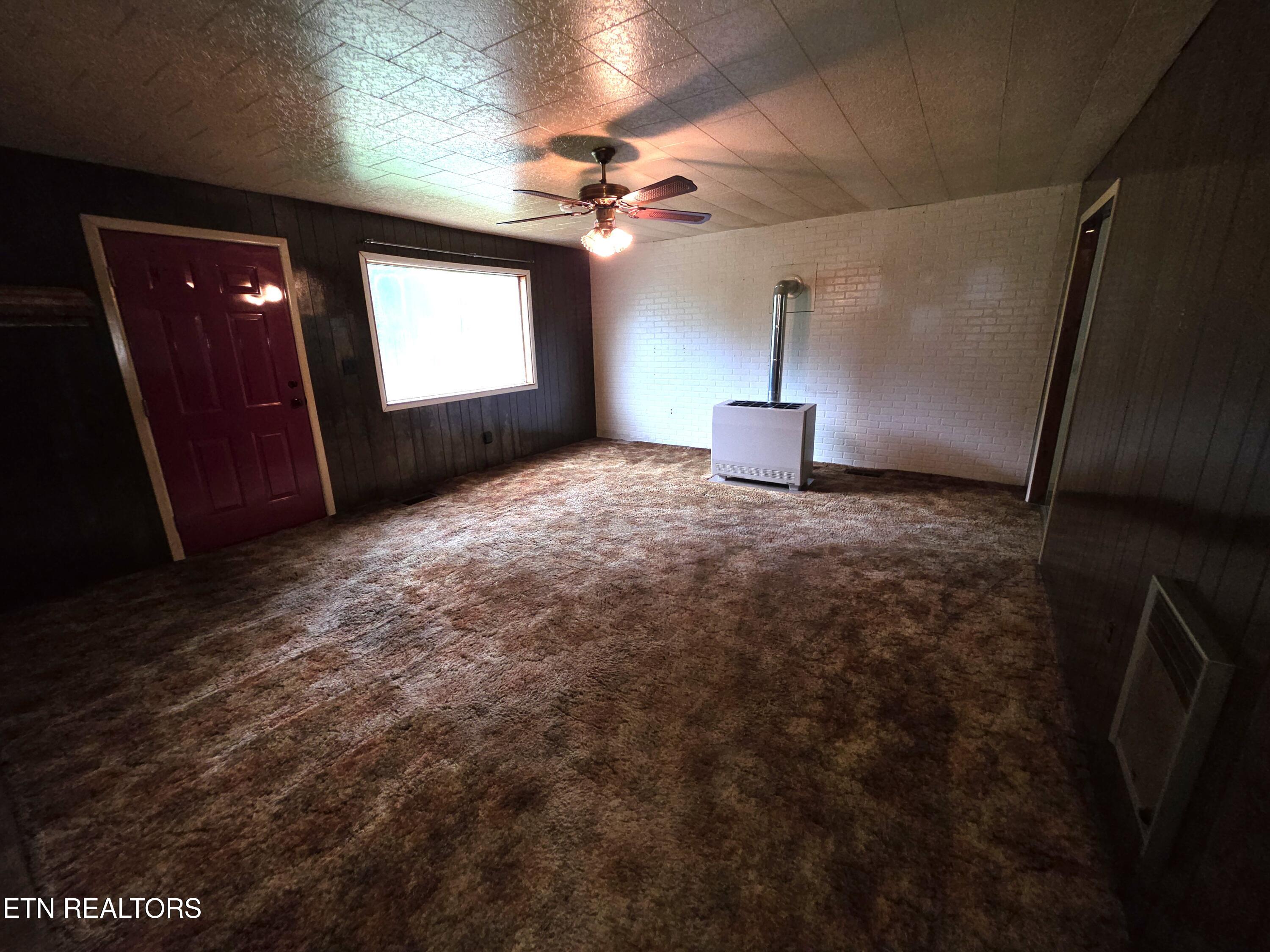 125 Willoughby Lane Robbins TN 37852