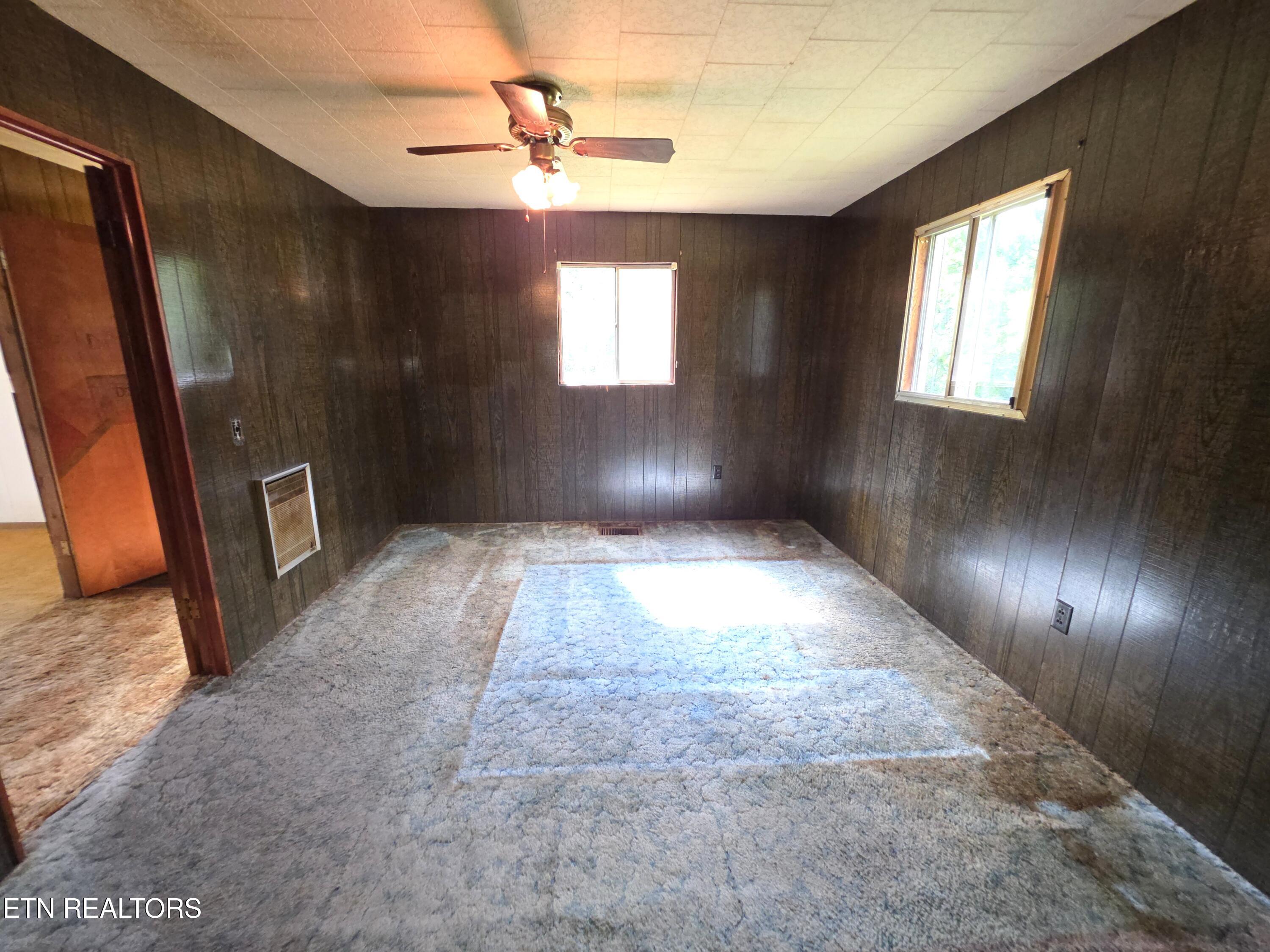 125 Willoughby Lane Robbins TN 37852