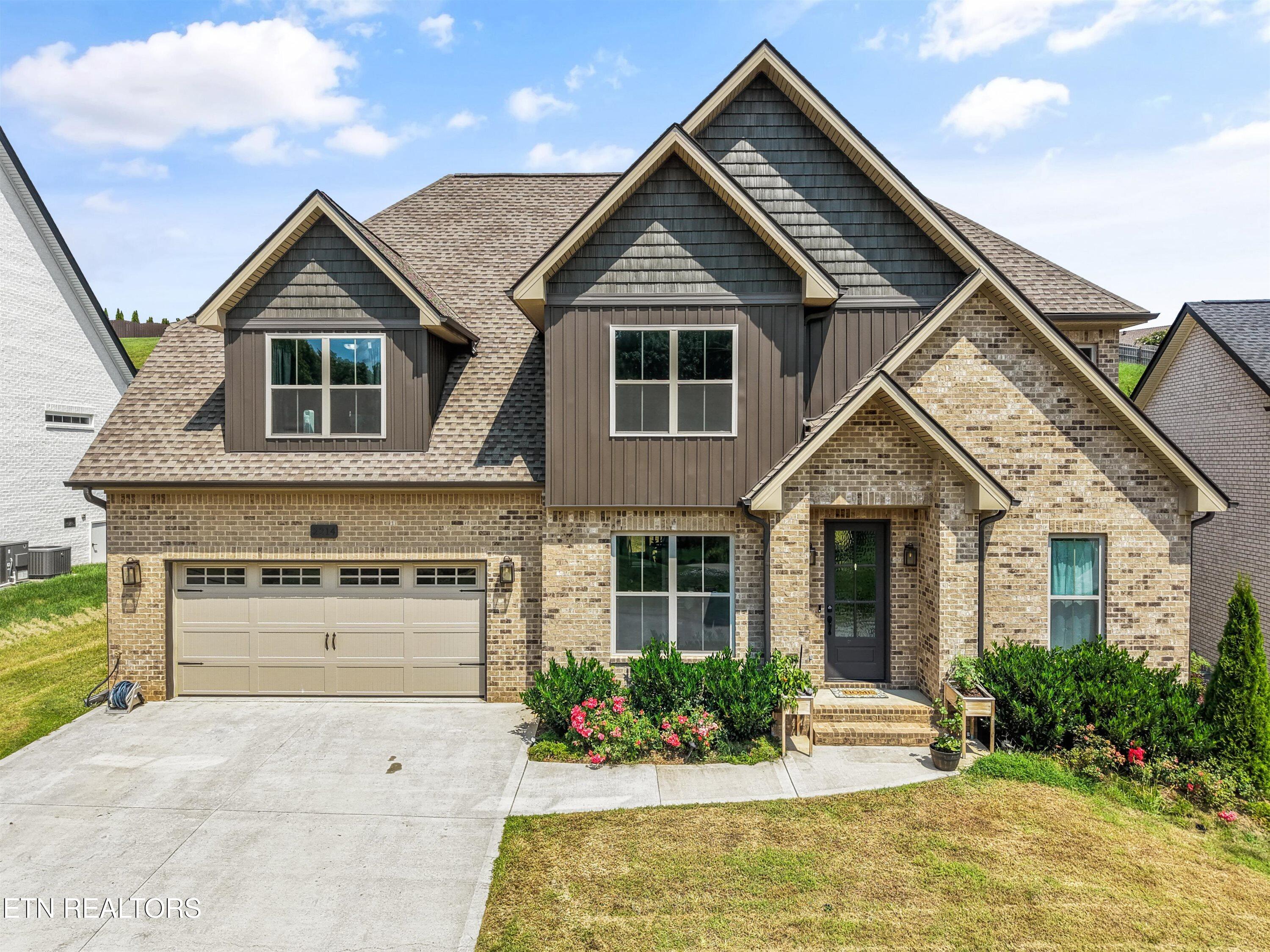 2214 Hickory Crest Lane Knoxville TN 37932