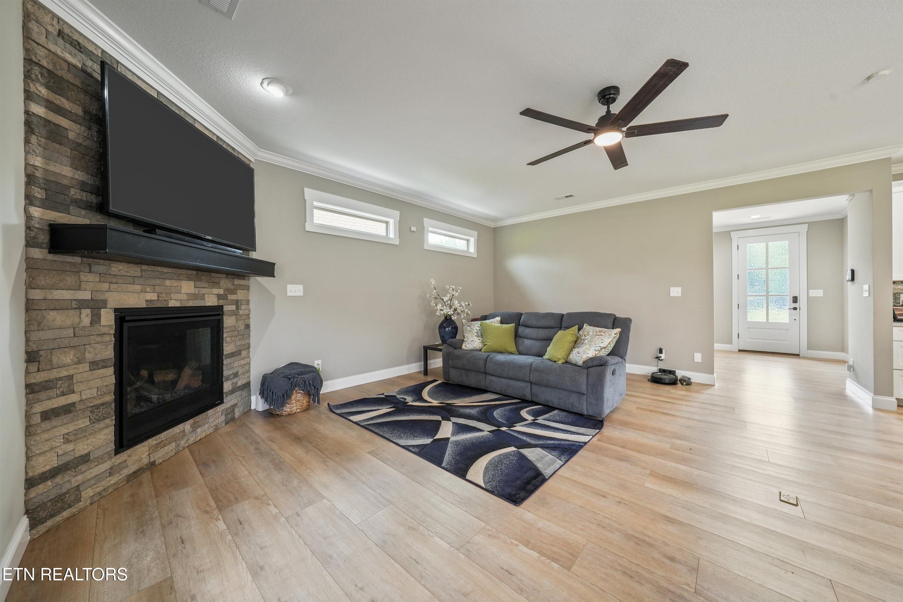 2214 Hickory Crest Lane Knoxville TN 37932