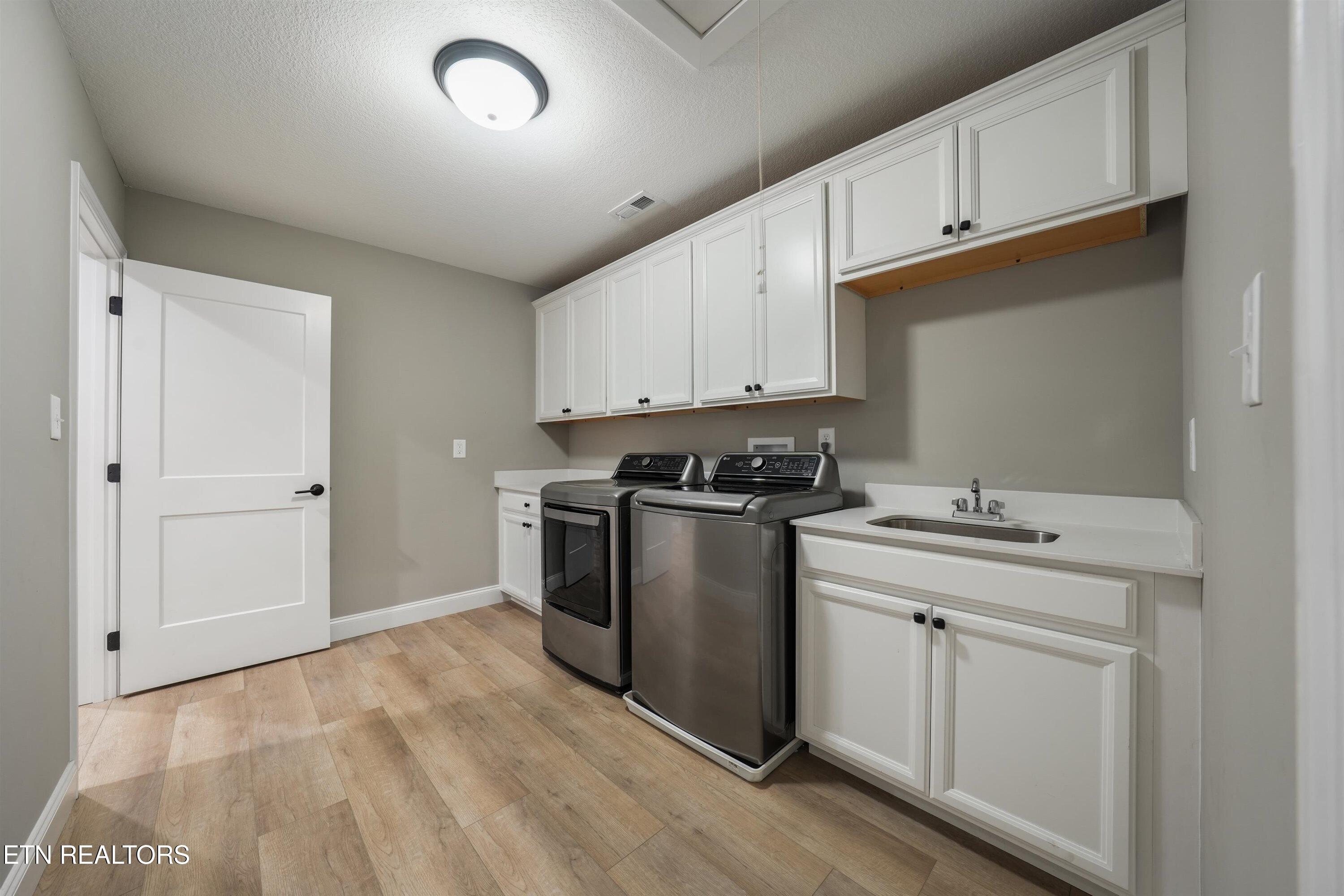 2214 Hickory Crest Lane Knoxville TN 37932