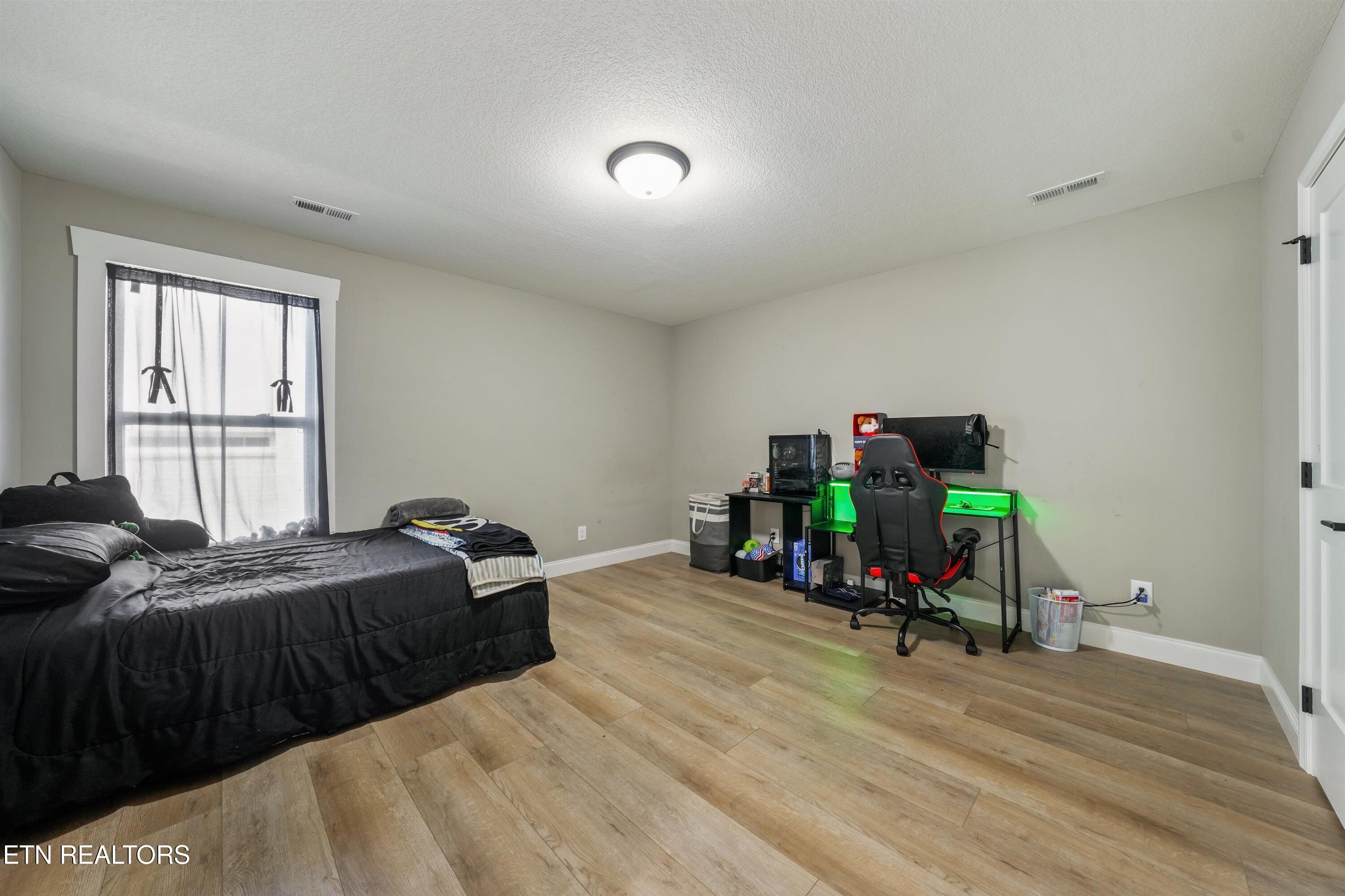 2214 Hickory Crest Lane Knoxville TN 37932