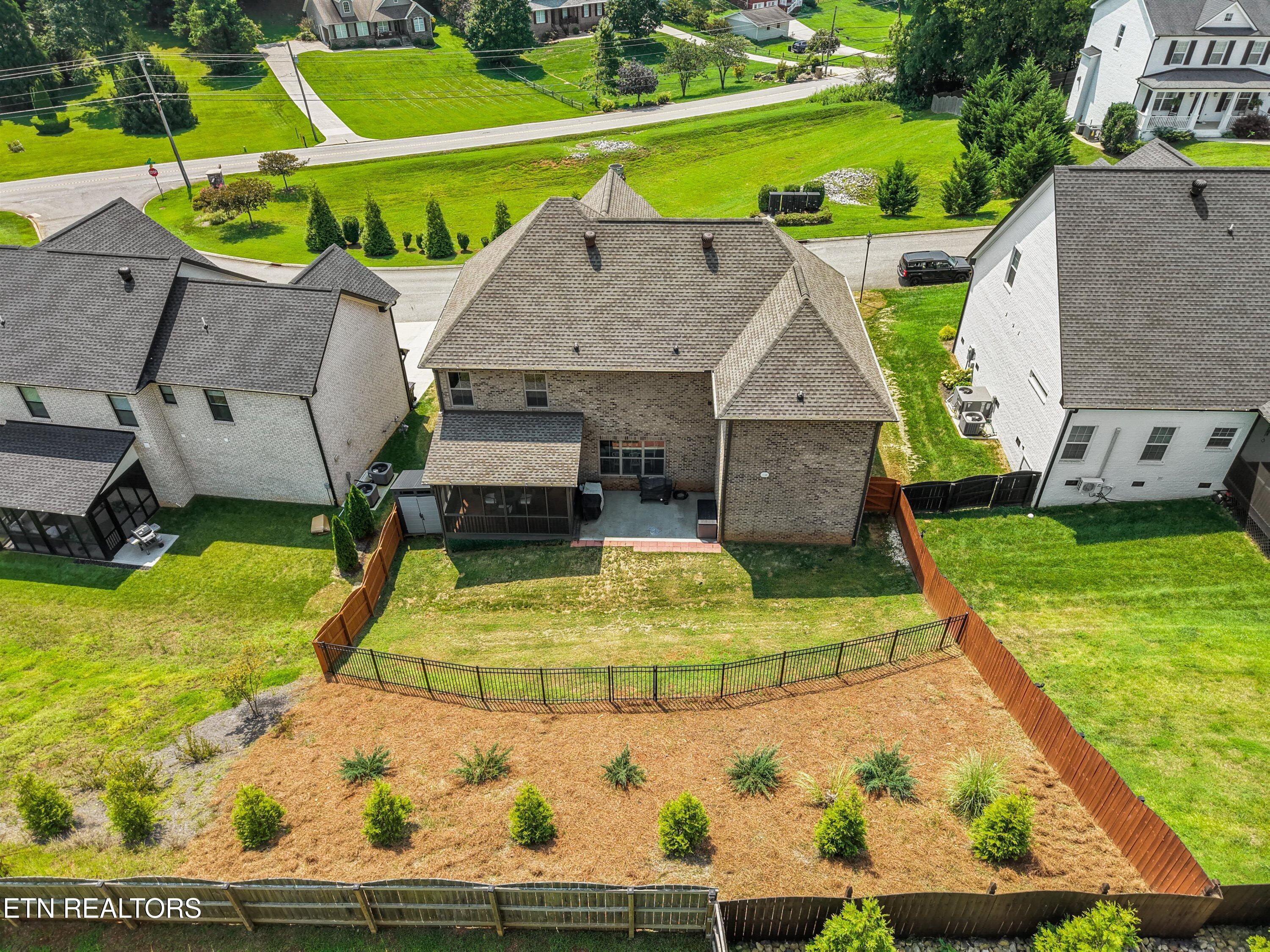 2214 Hickory Crest Lane Knoxville TN 37932