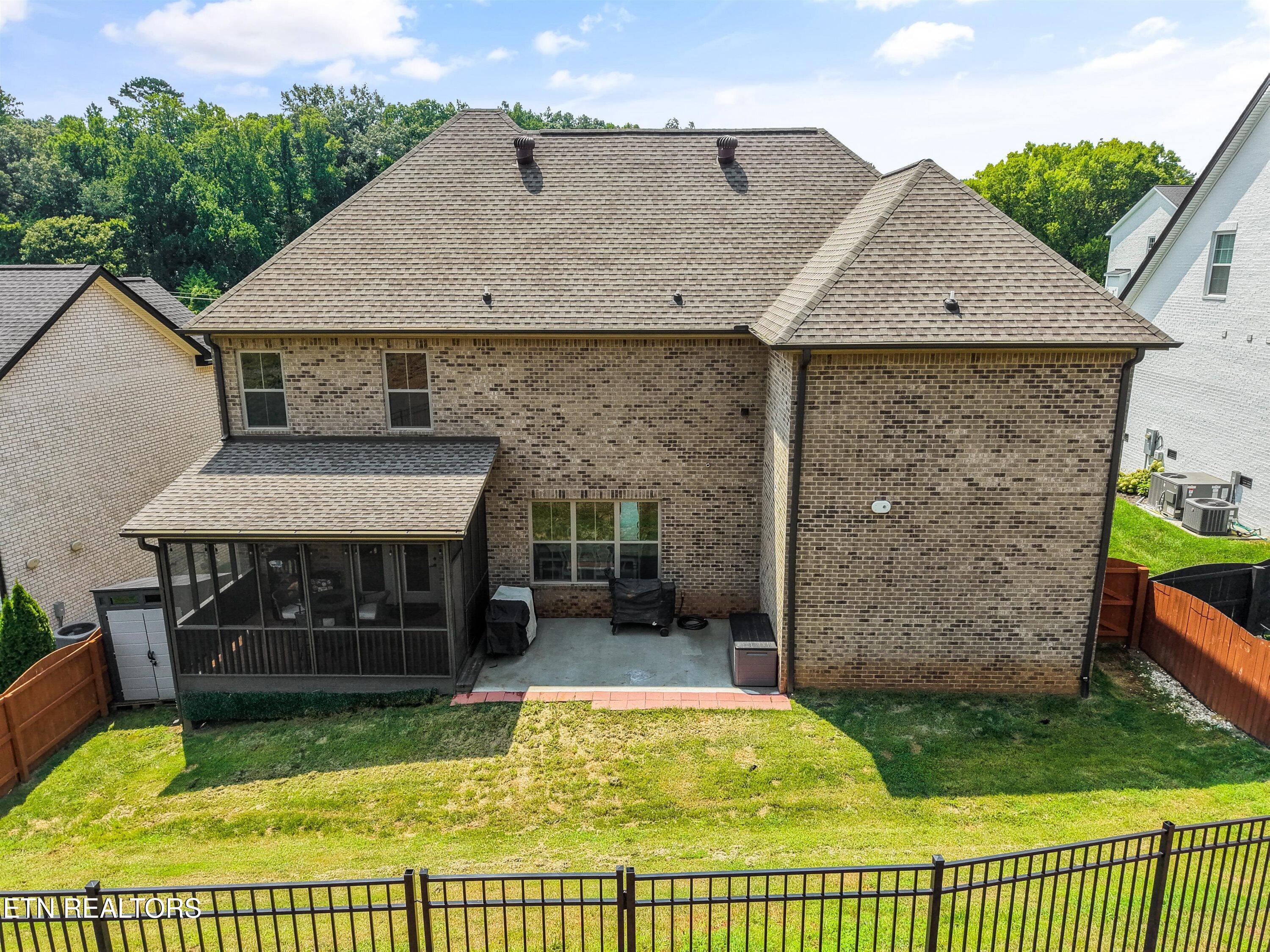 2214 Hickory Crest Lane Knoxville TN 37932