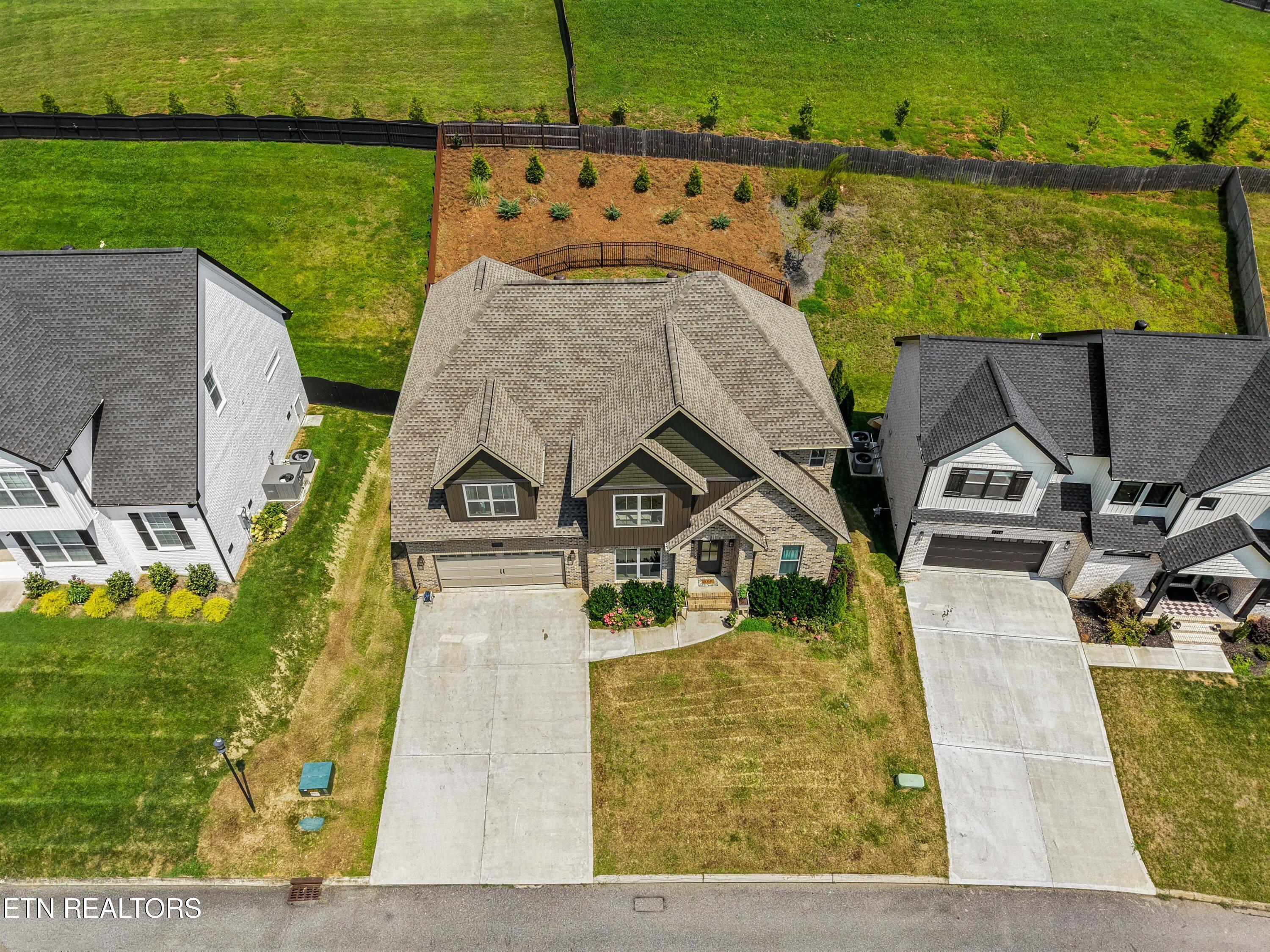 2214 Hickory Crest Lane Knoxville TN 37932