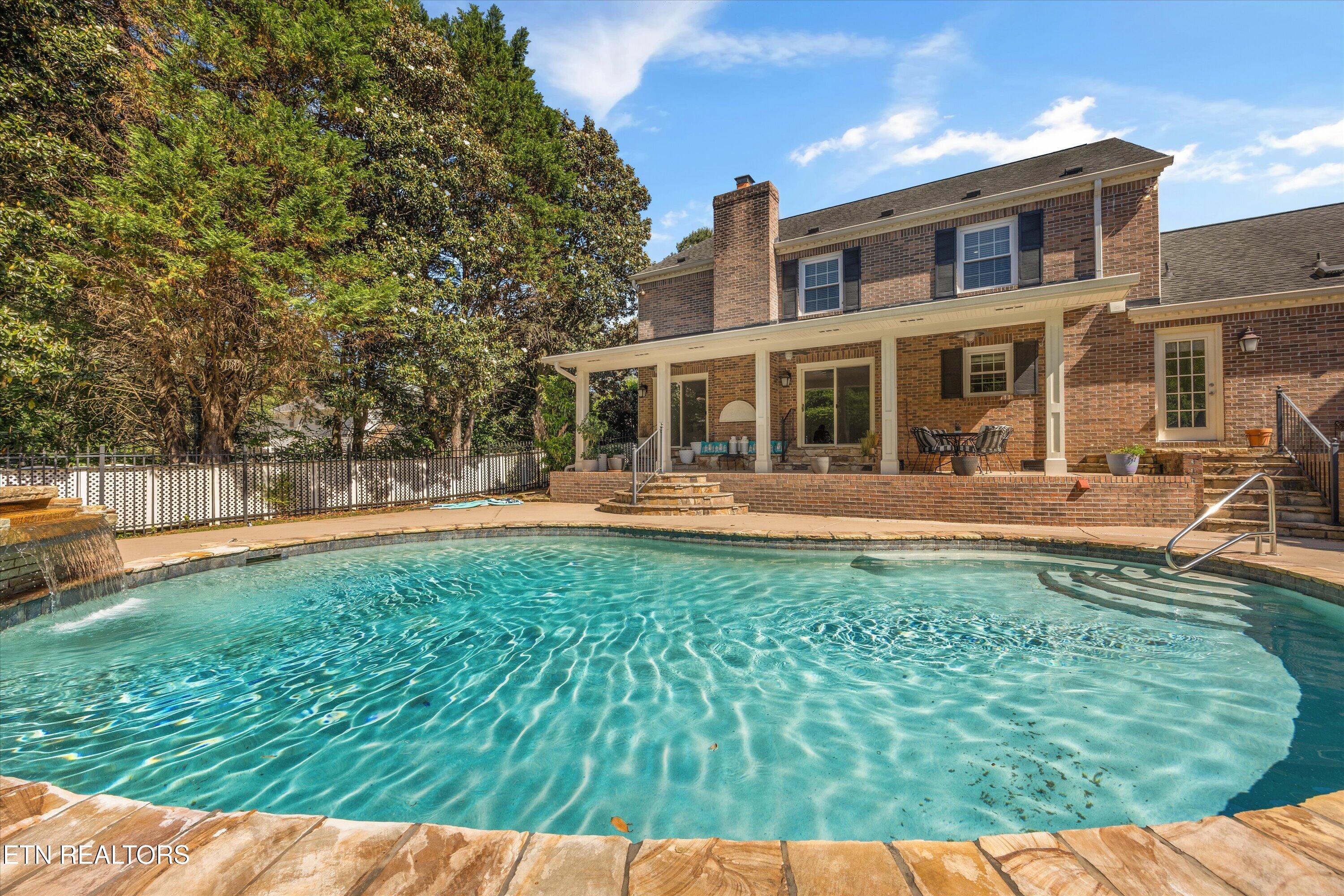 12805 Peach View Drive Knoxville TN 37922