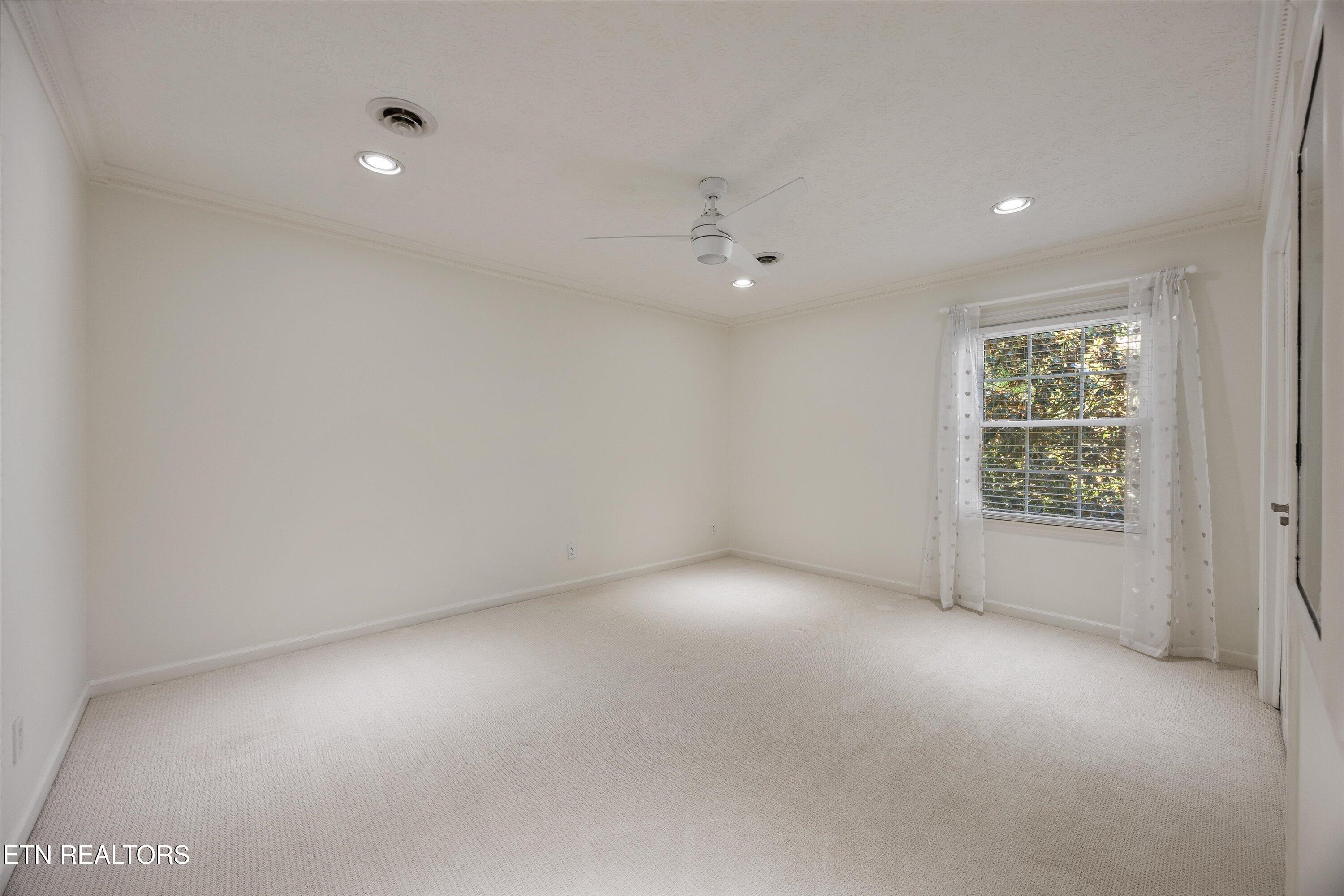 12805 Peach View Drive Knoxville TN 37922
