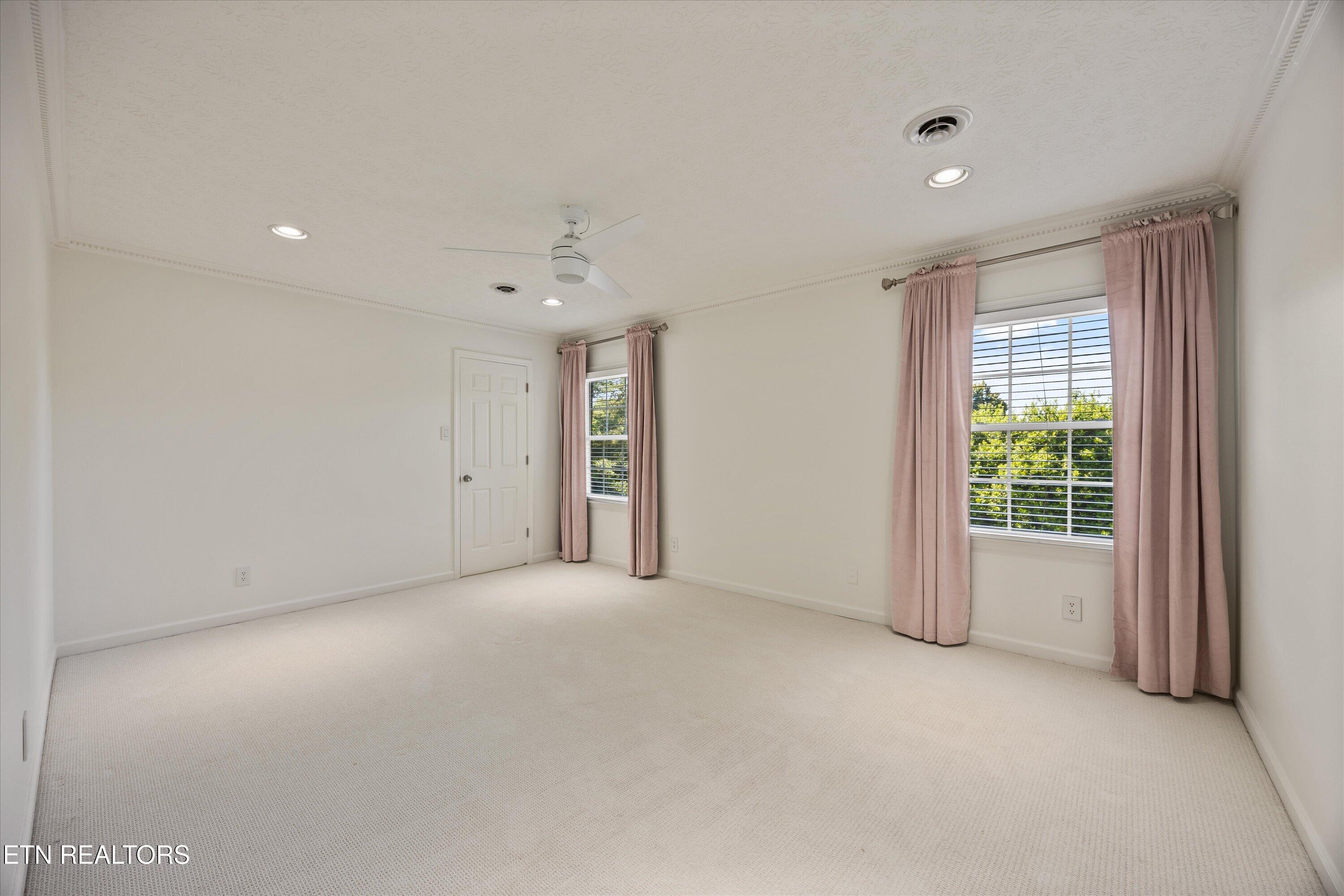 12805 Peach View Drive Knoxville TN 37922