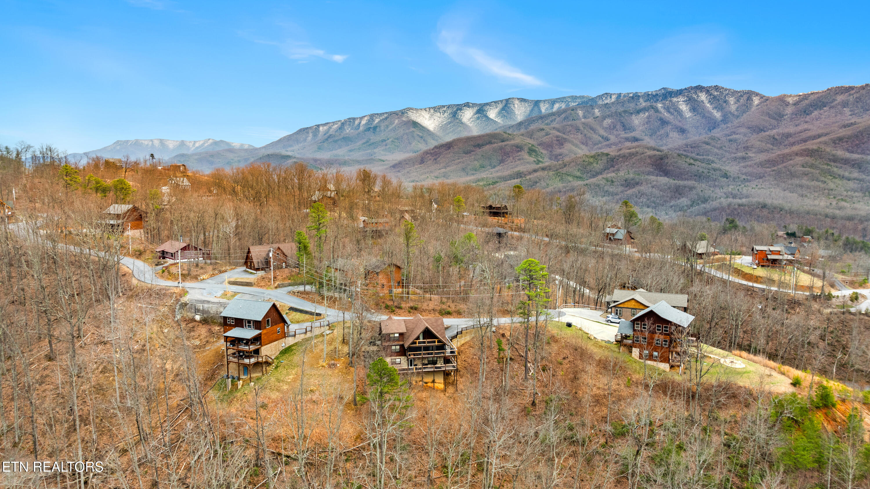 817 Pine Top Lane Gatlinburg TN 37738