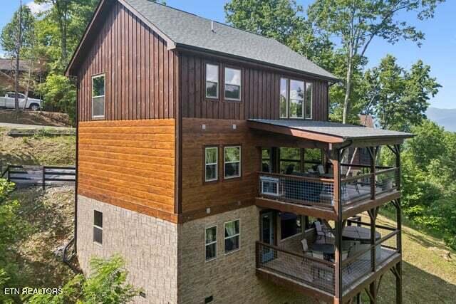 817 Pine Top Lane Gatlinburg TN 37738