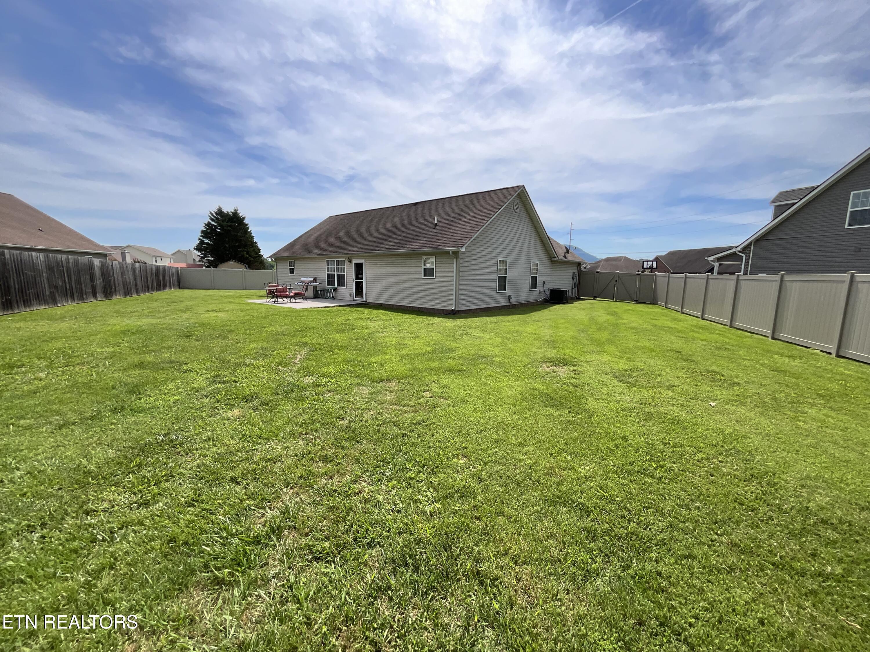 8405 Reality Lane Corryton TN 37721