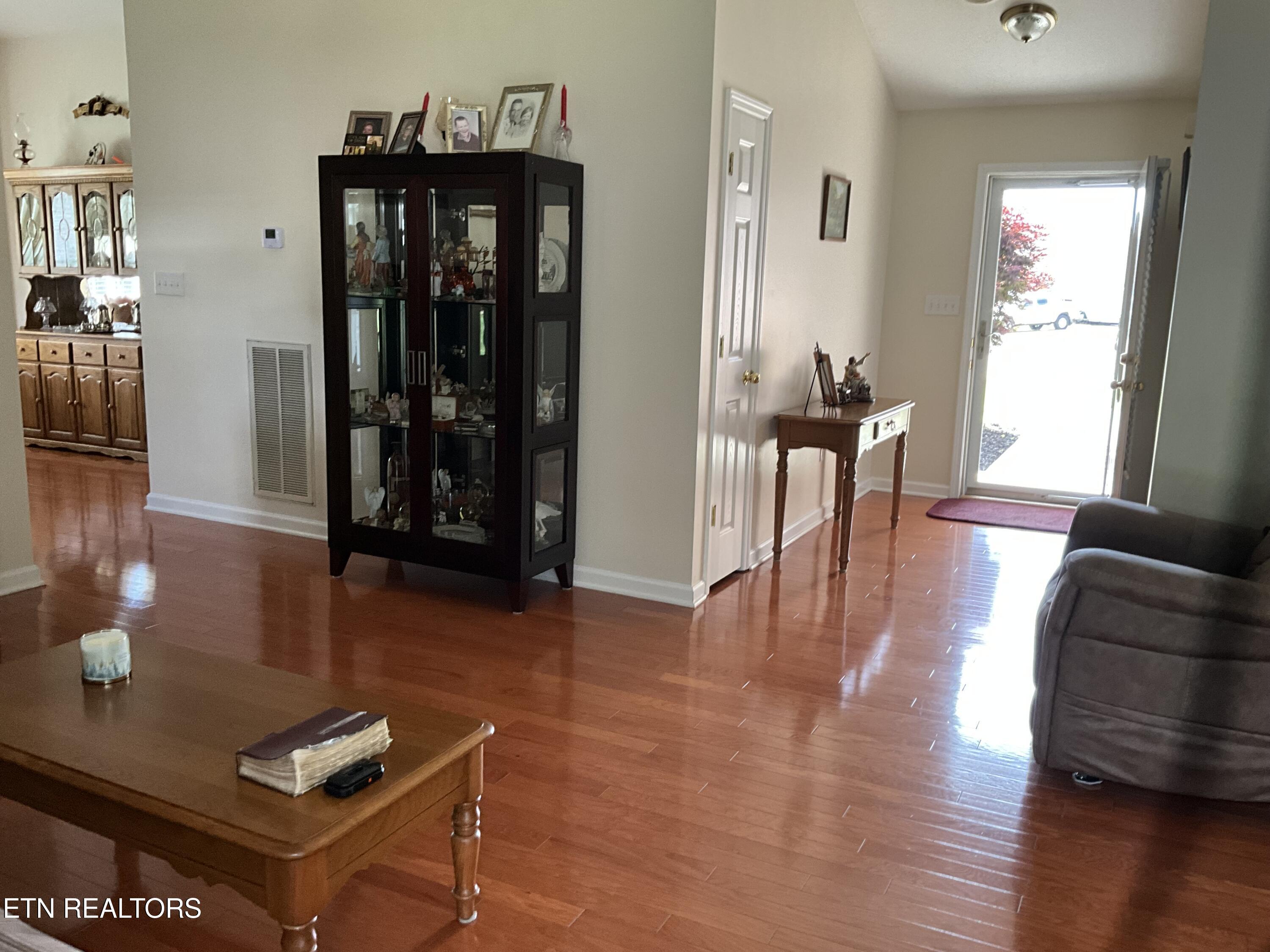 8405 Reality Lane Corryton TN 37721