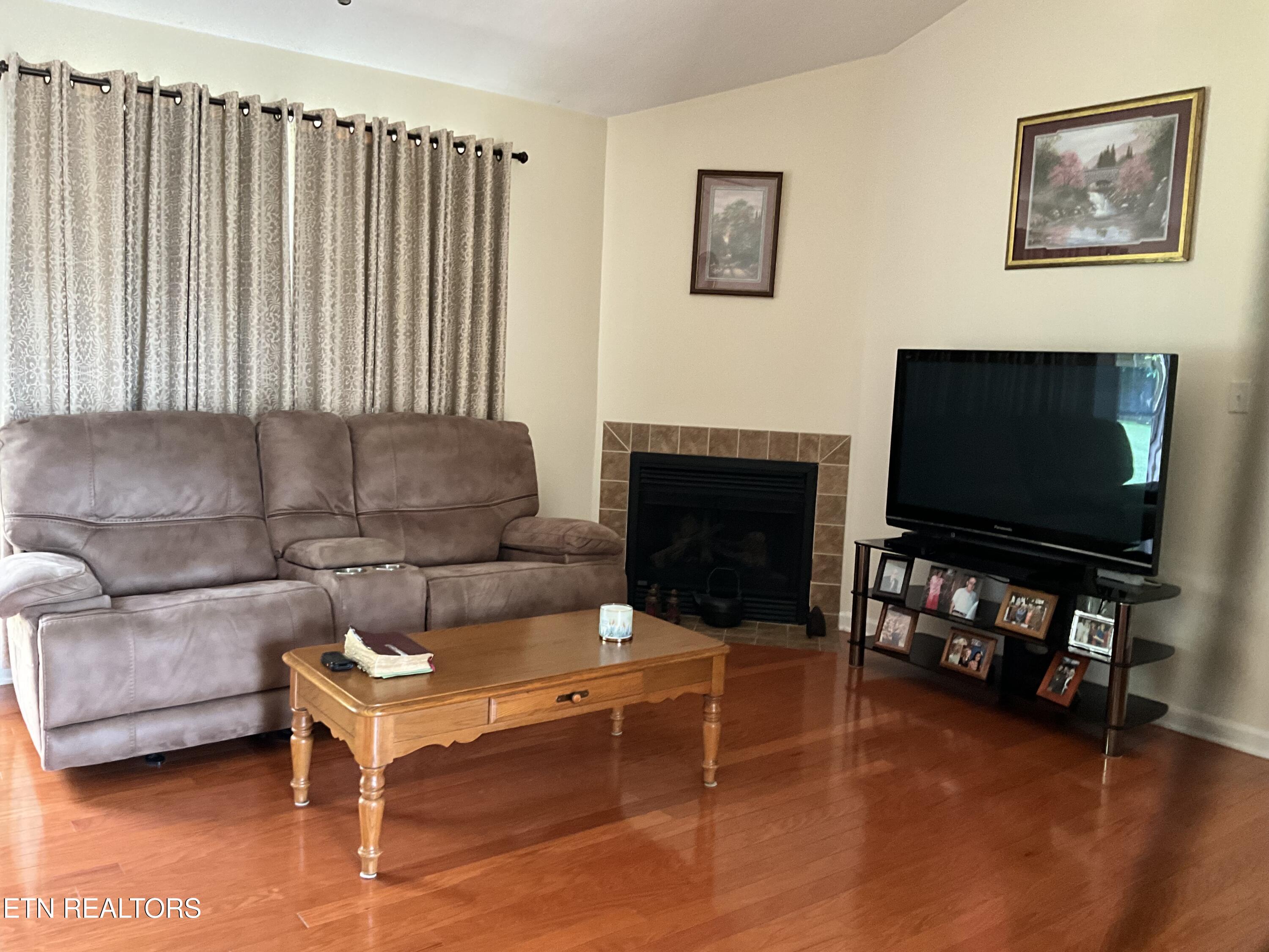 8405 Reality Lane Corryton TN 37721