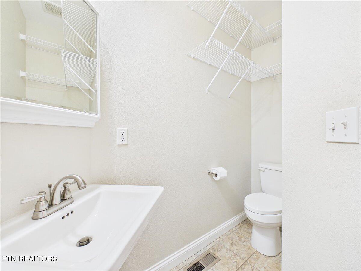 139 Gracyn Lane Harrogate TN 37752